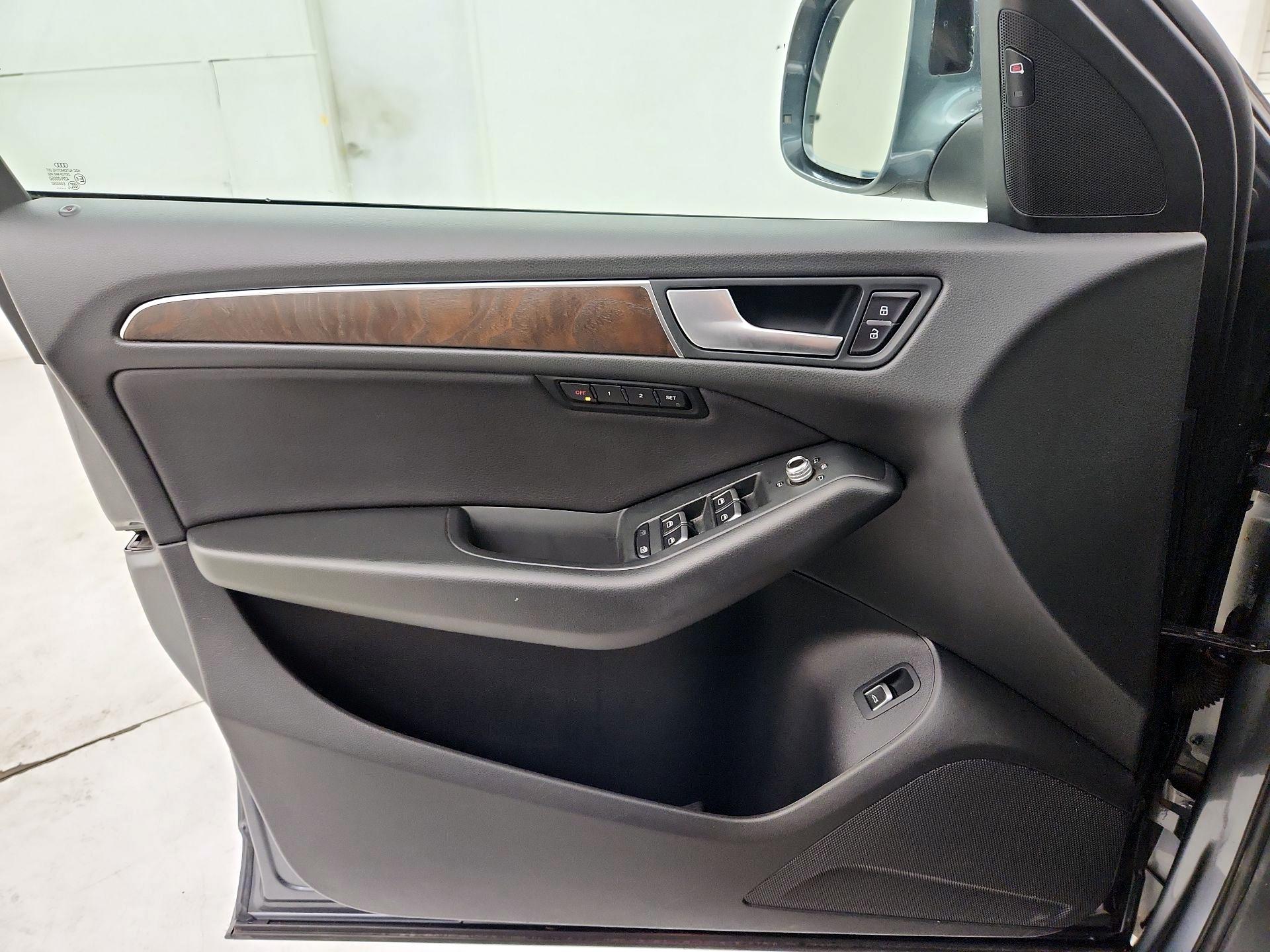 Thumbnail: 2015 Audi Q5 - 12