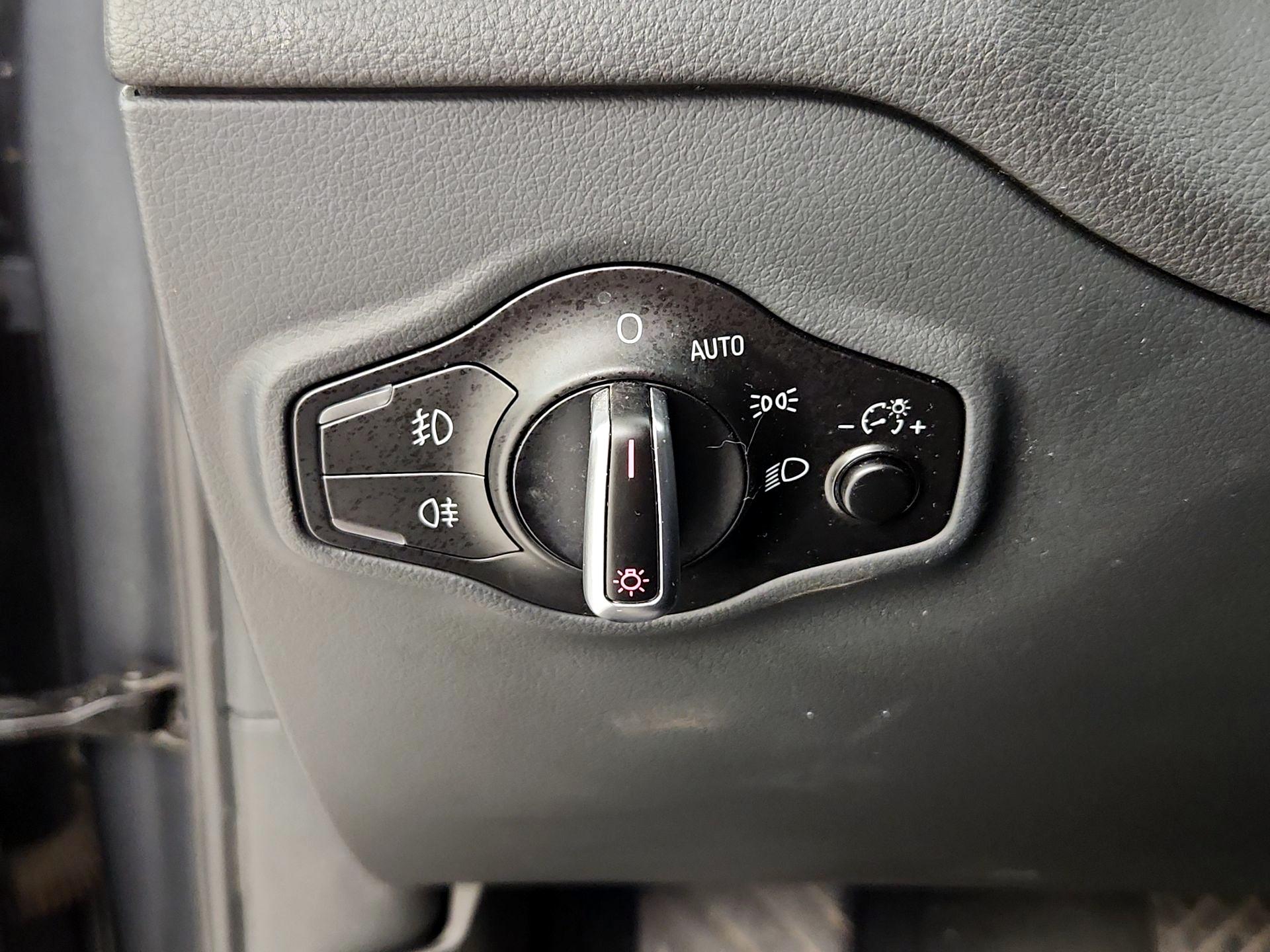 Thumbnail: 2015 Audi Q5 - 13