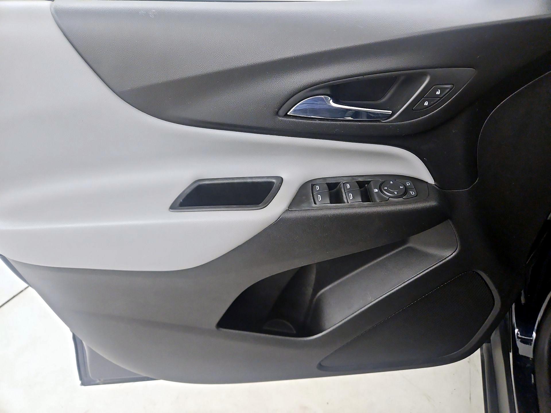 Thumbnail: 2020 Chevrolet Equinox - 12