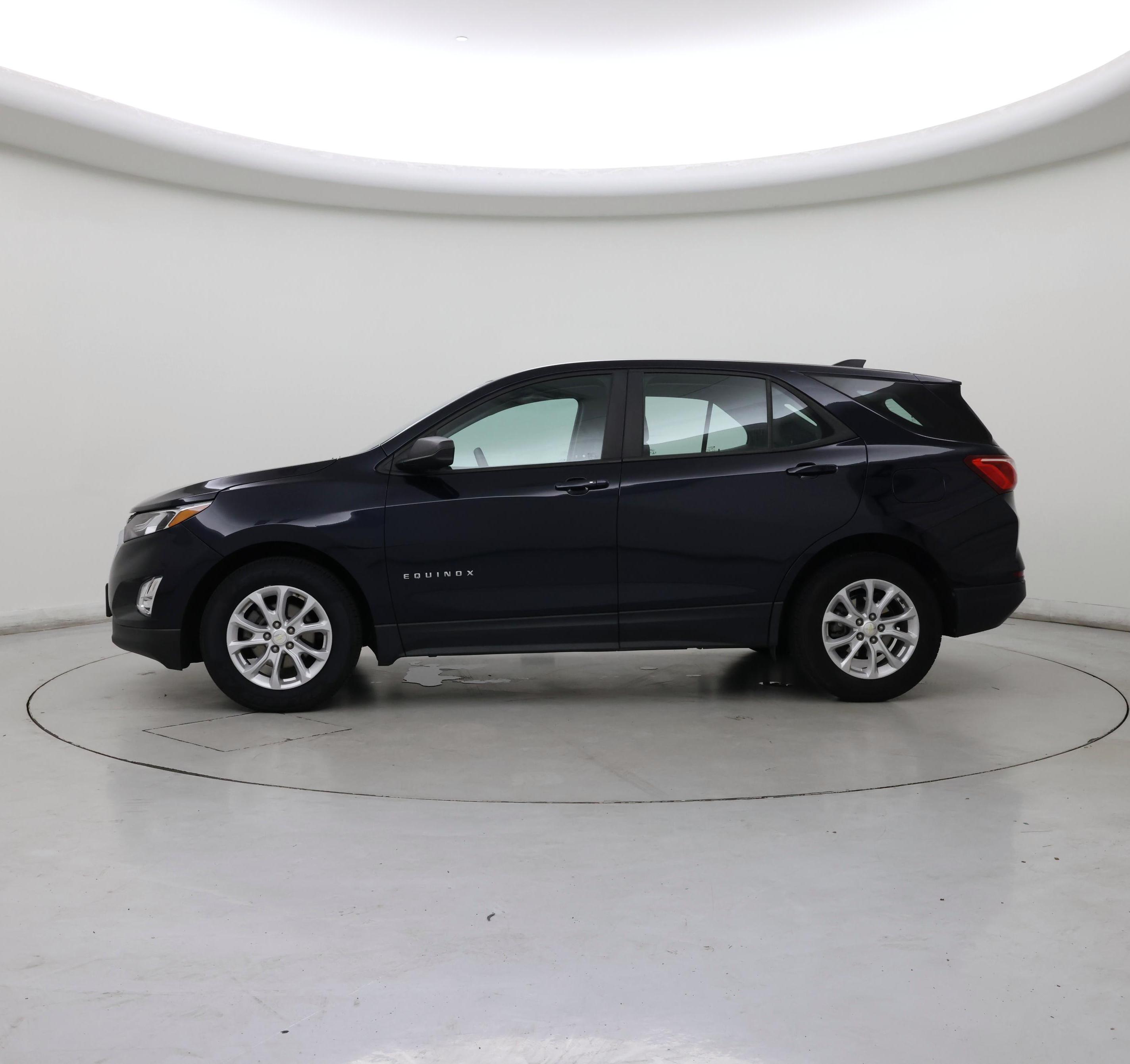 Thumbnail: 2020 Chevrolet Equinox - 3