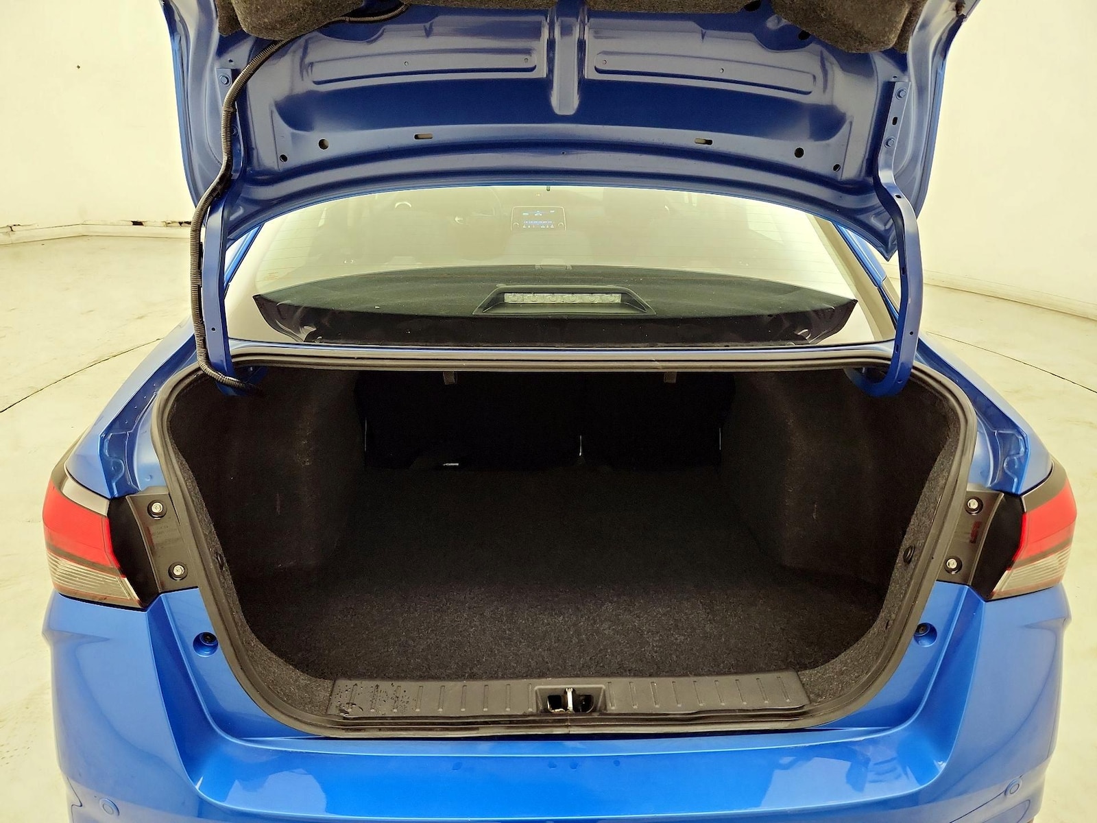 2024 Nissan Versa Sedan S - Photo 21