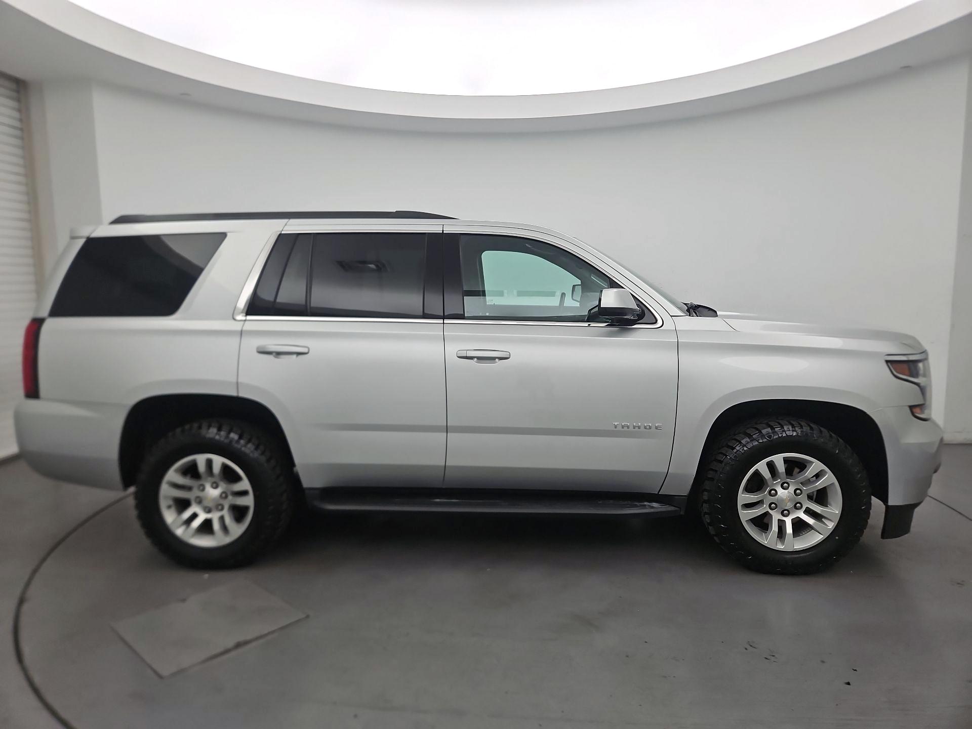 Thumbnail: 2020 Chevrolet Tahoe - 4