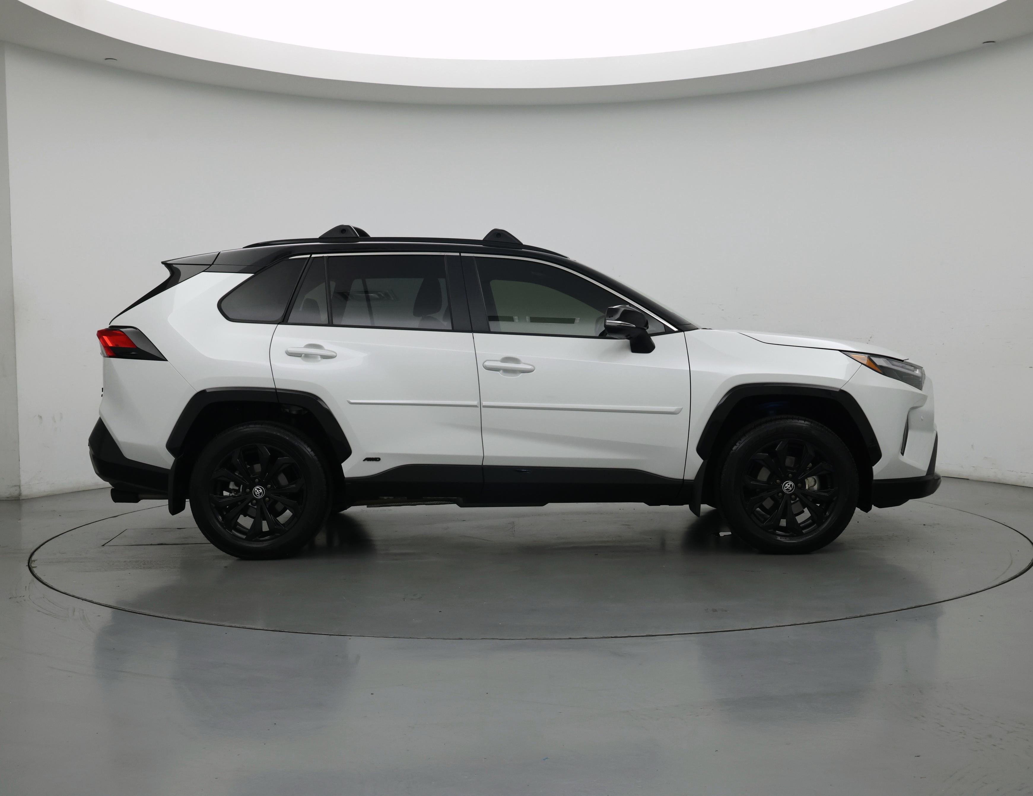 Thumbnail: 2025 Toyota RAV4 - 7