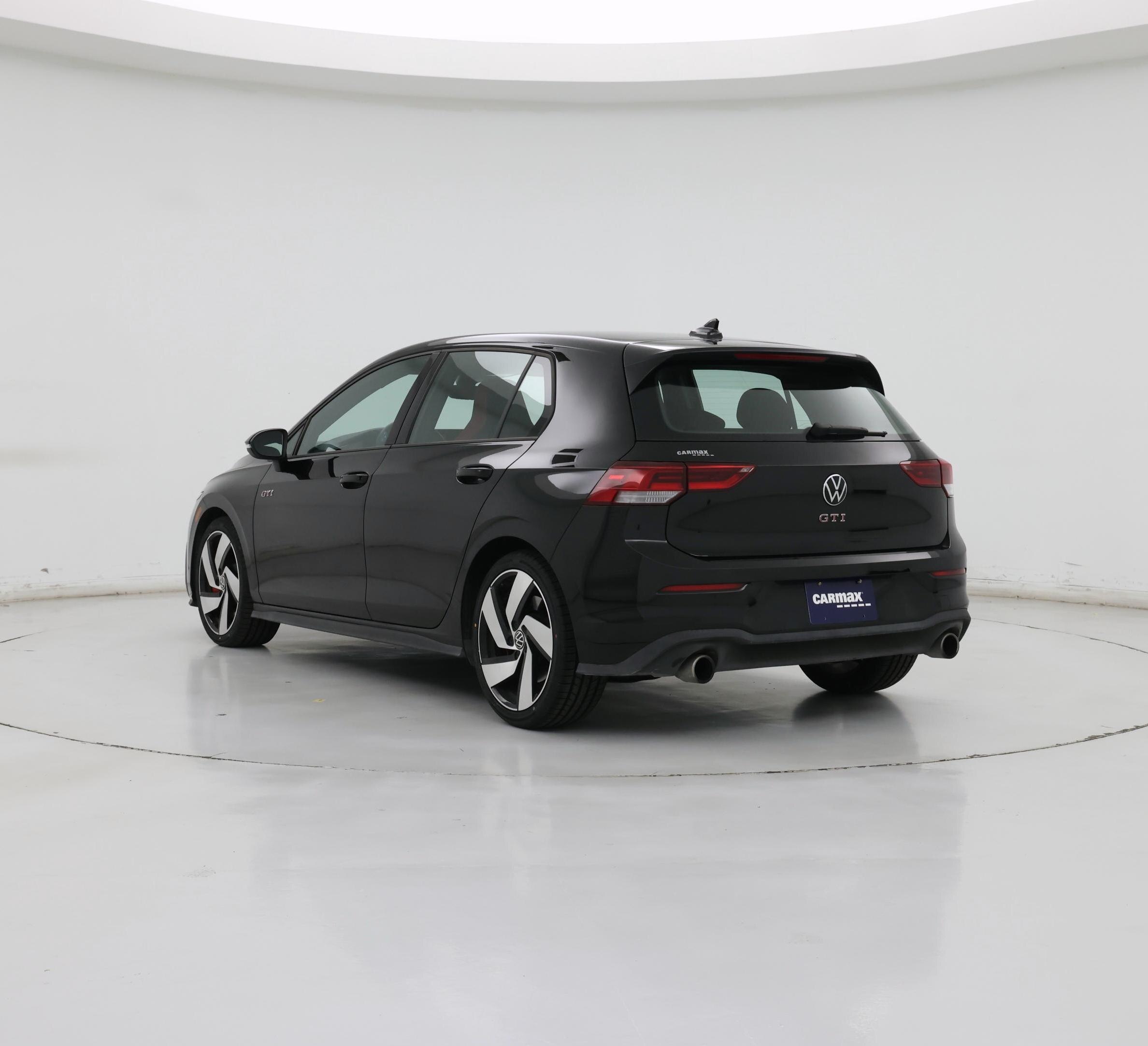 Thumbnail: 2025 Volkswagen Golf - 2