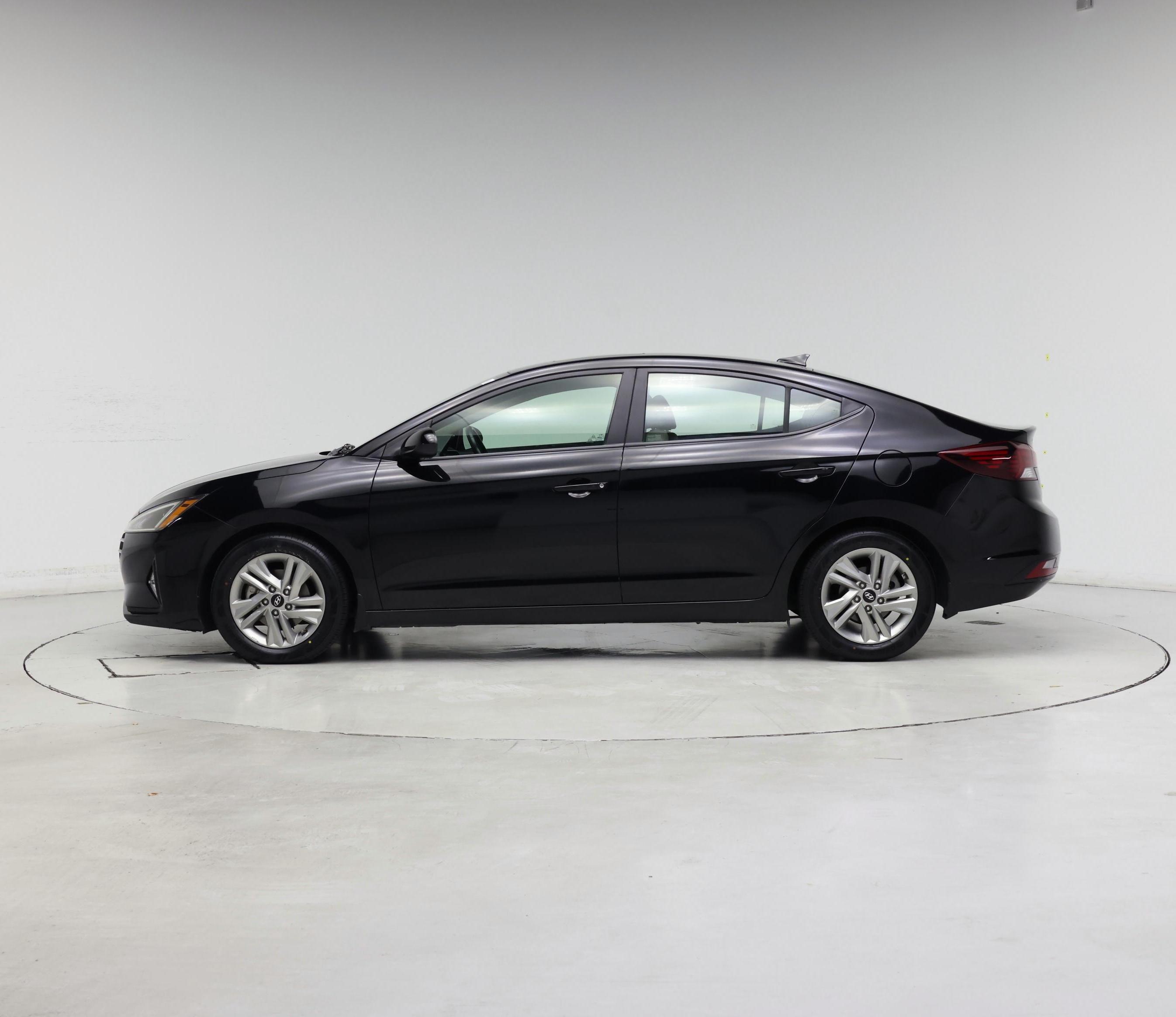 Thumbnail: 2020 Hyundai Elantra - 3