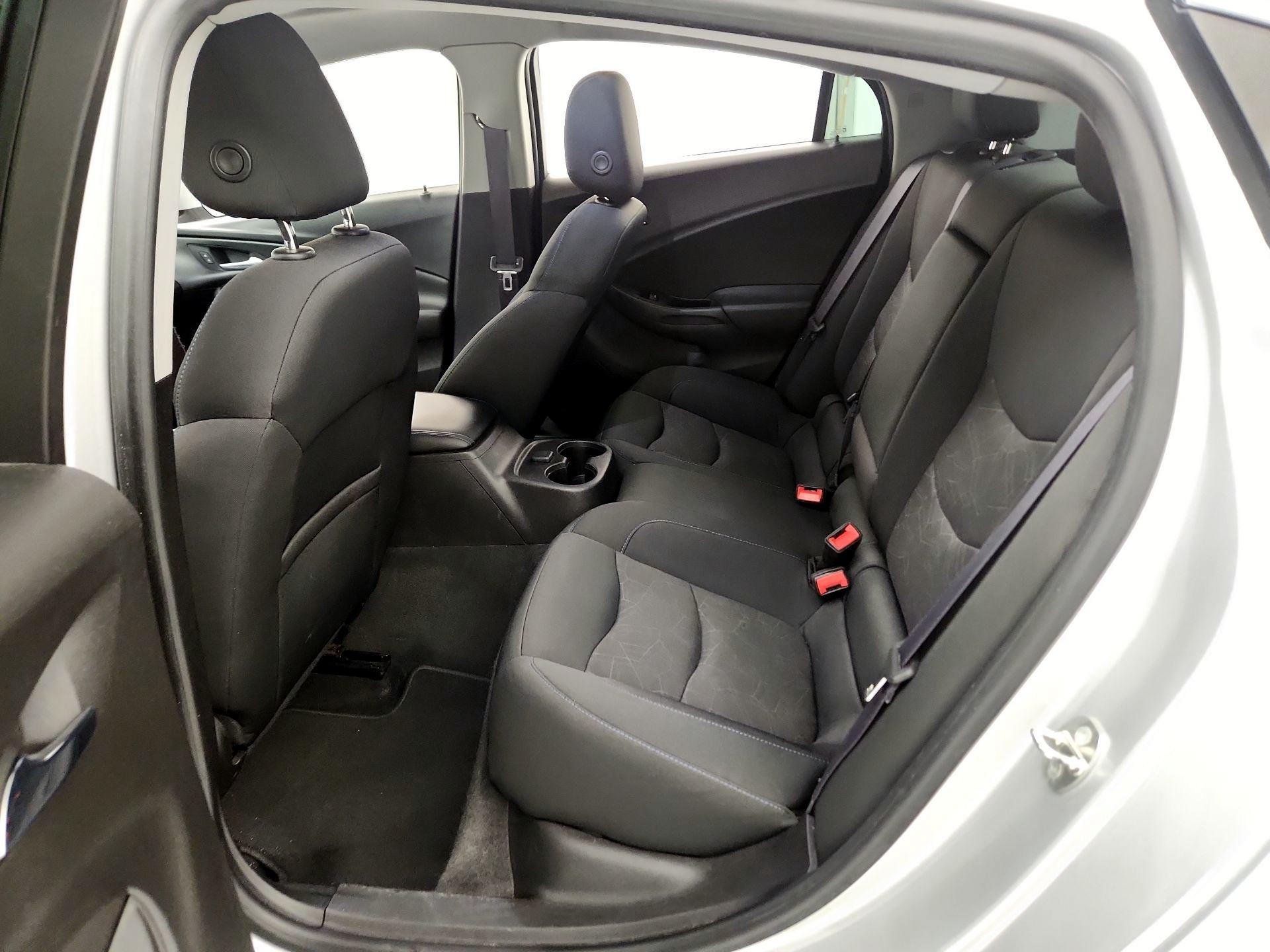 Thumbnail: 2017 Chevrolet Volt - 19