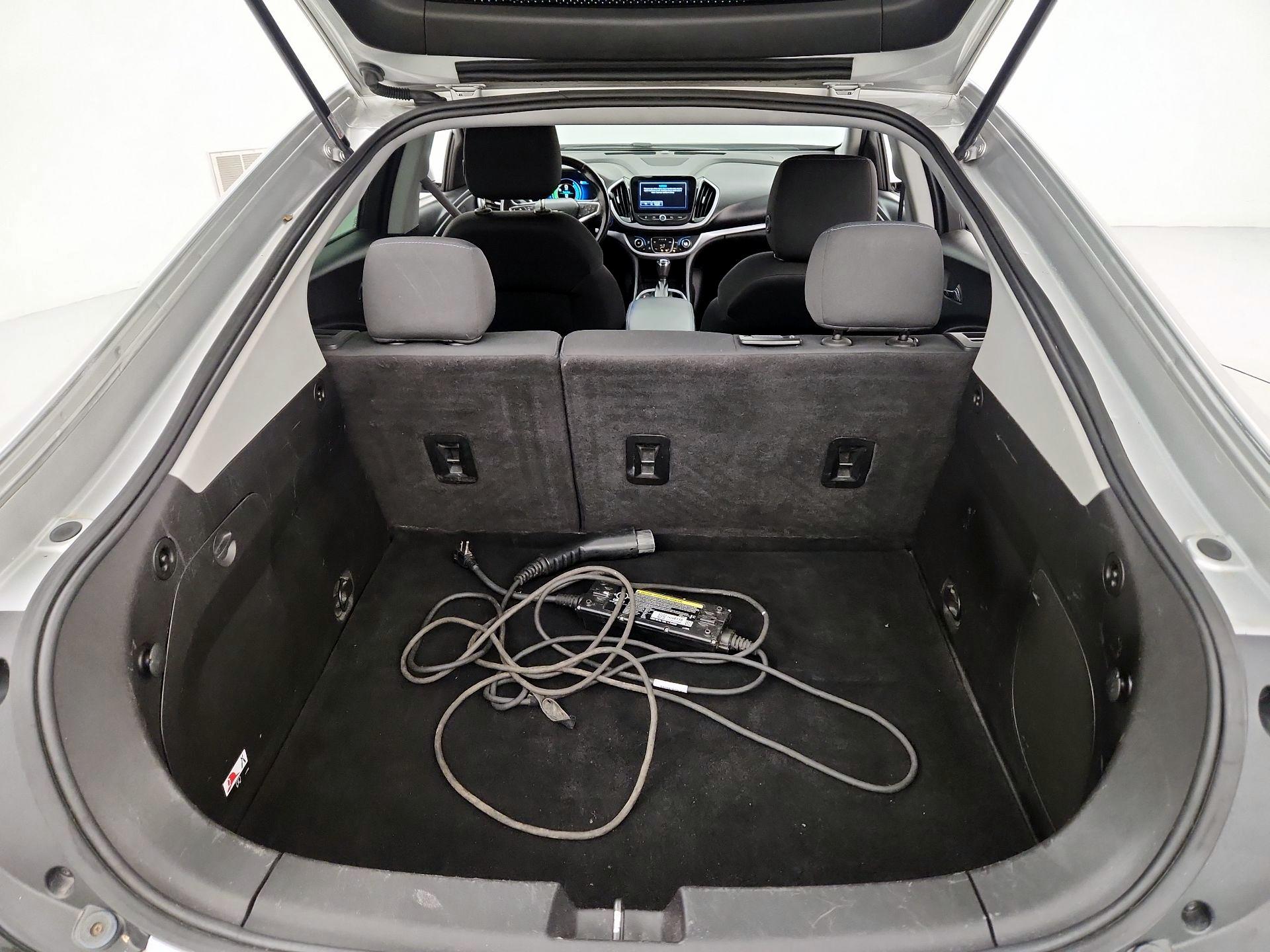 Thumbnail: 2017 Chevrolet Volt - 20