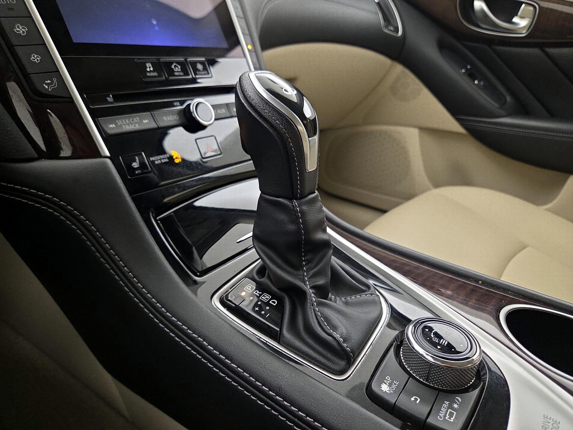 Thumbnail: 2019 INFINITI Q50 - 18