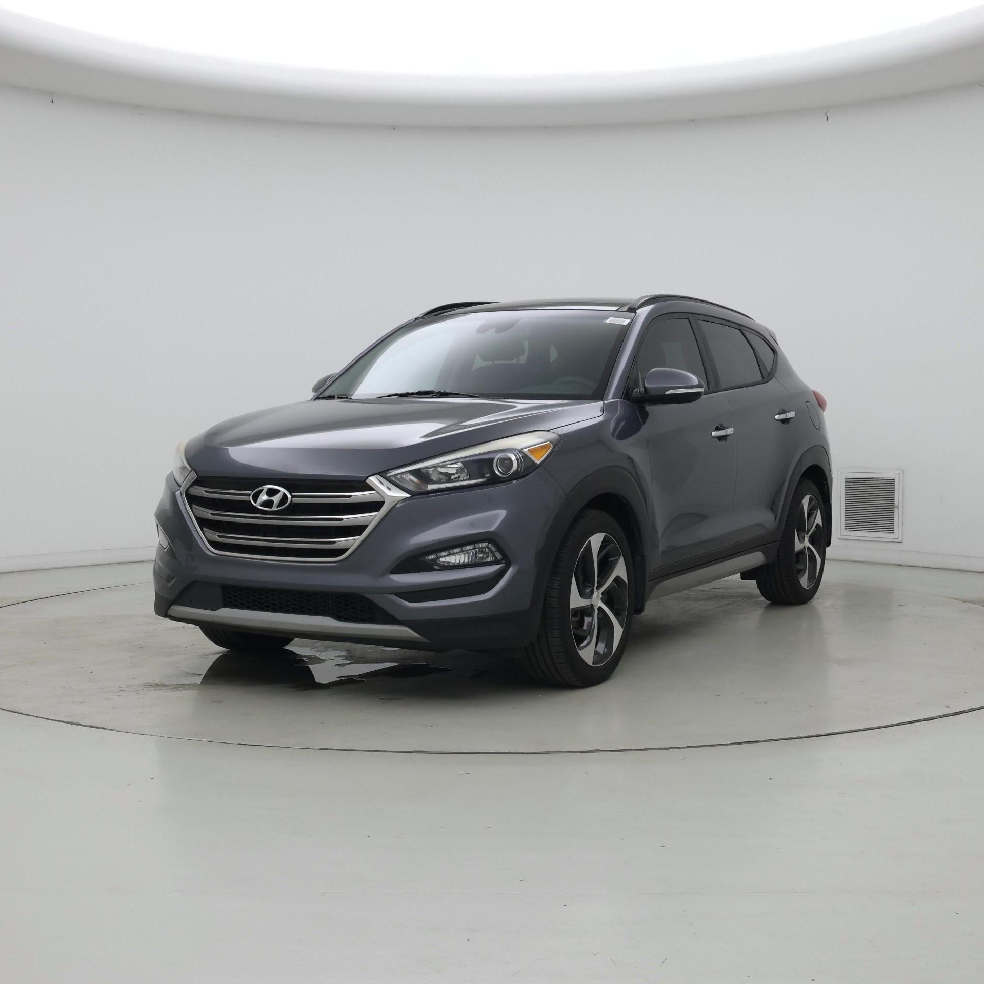 Thumbnail: 2017 Hyundai Tucson - 4