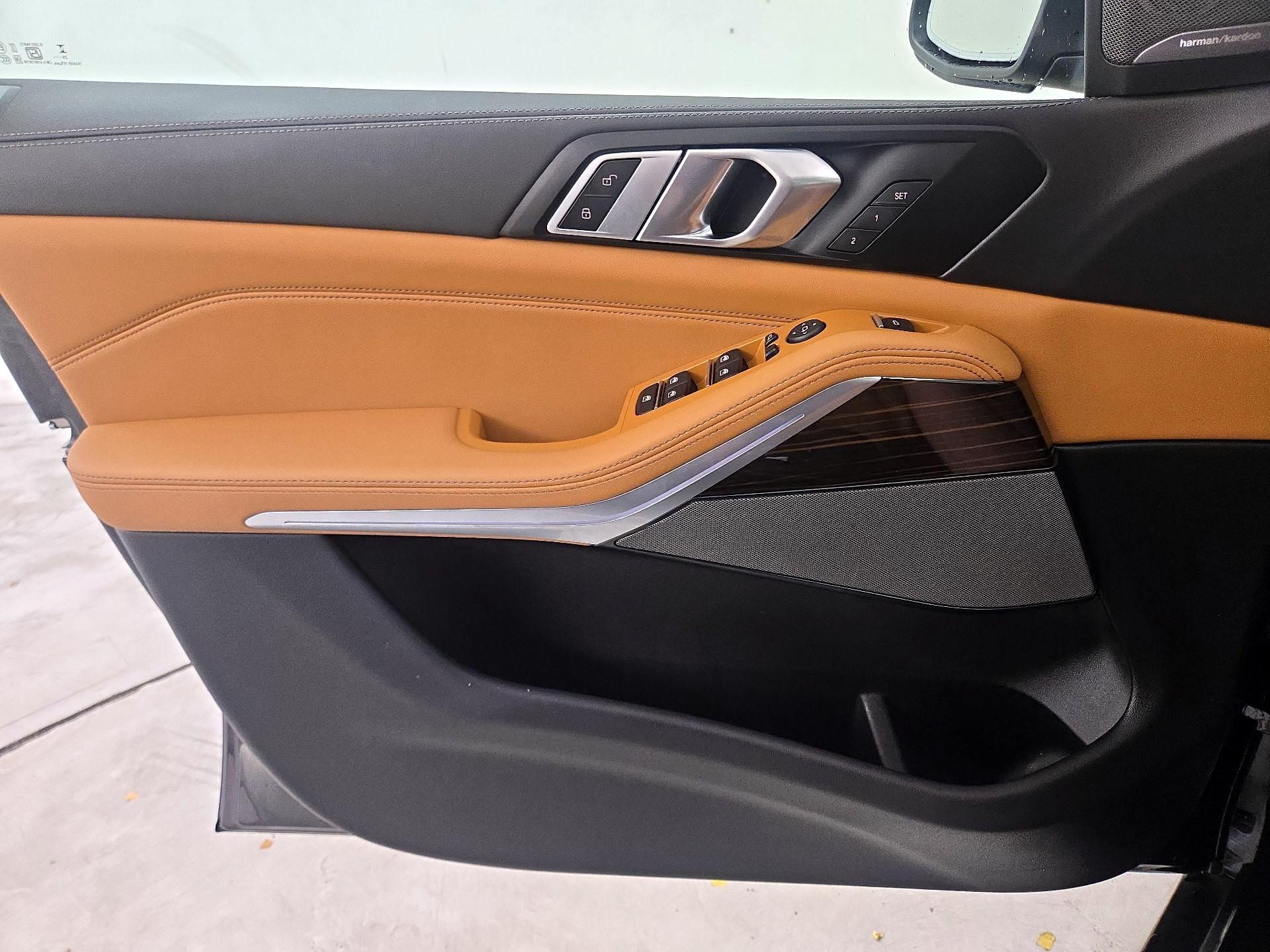 Thumbnail: 2026 BMW X5 - 12