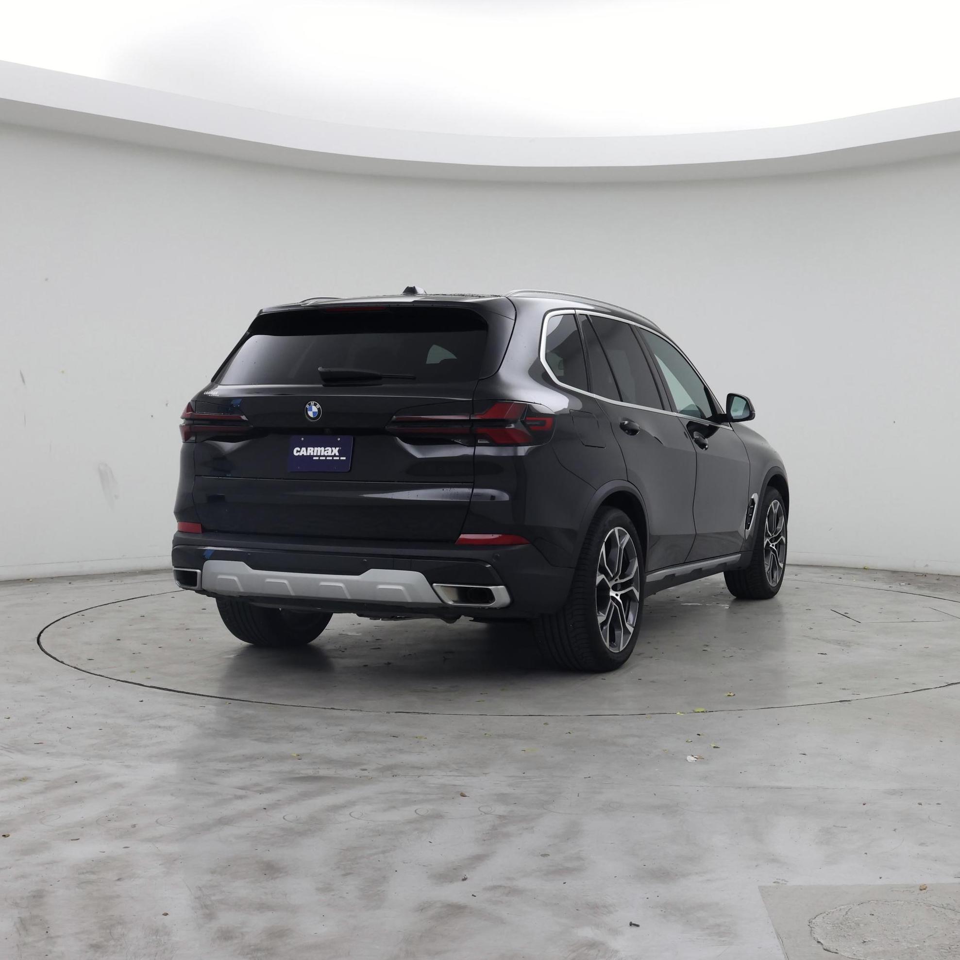 Thumbnail: 2026 BMW X5 - 8