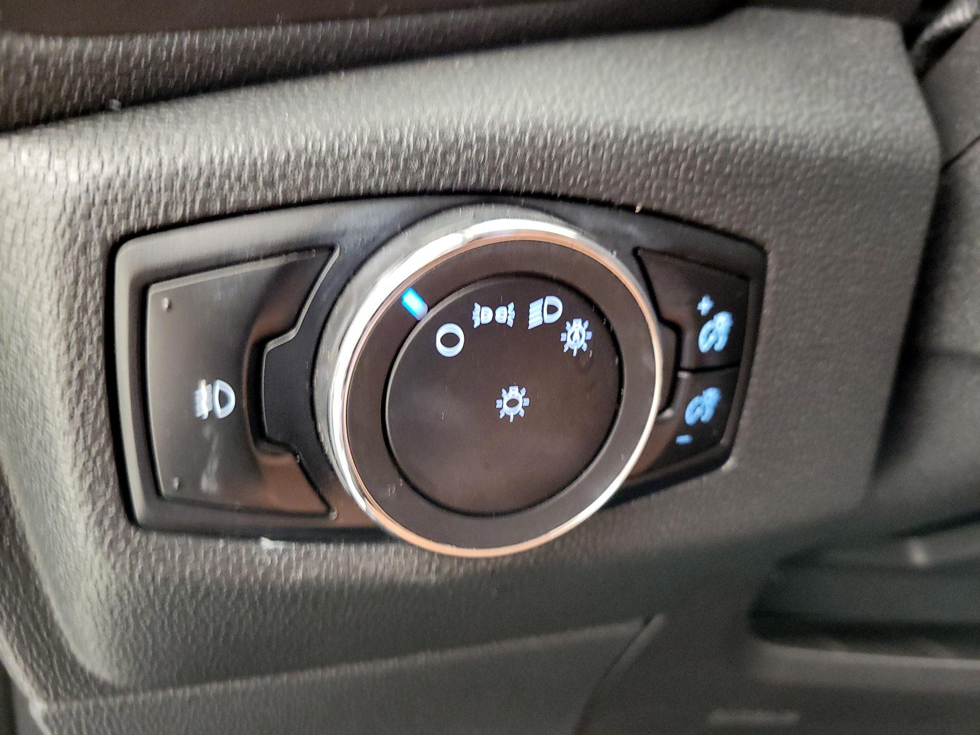Thumbnail: 2019 Ford EcoSport - 13