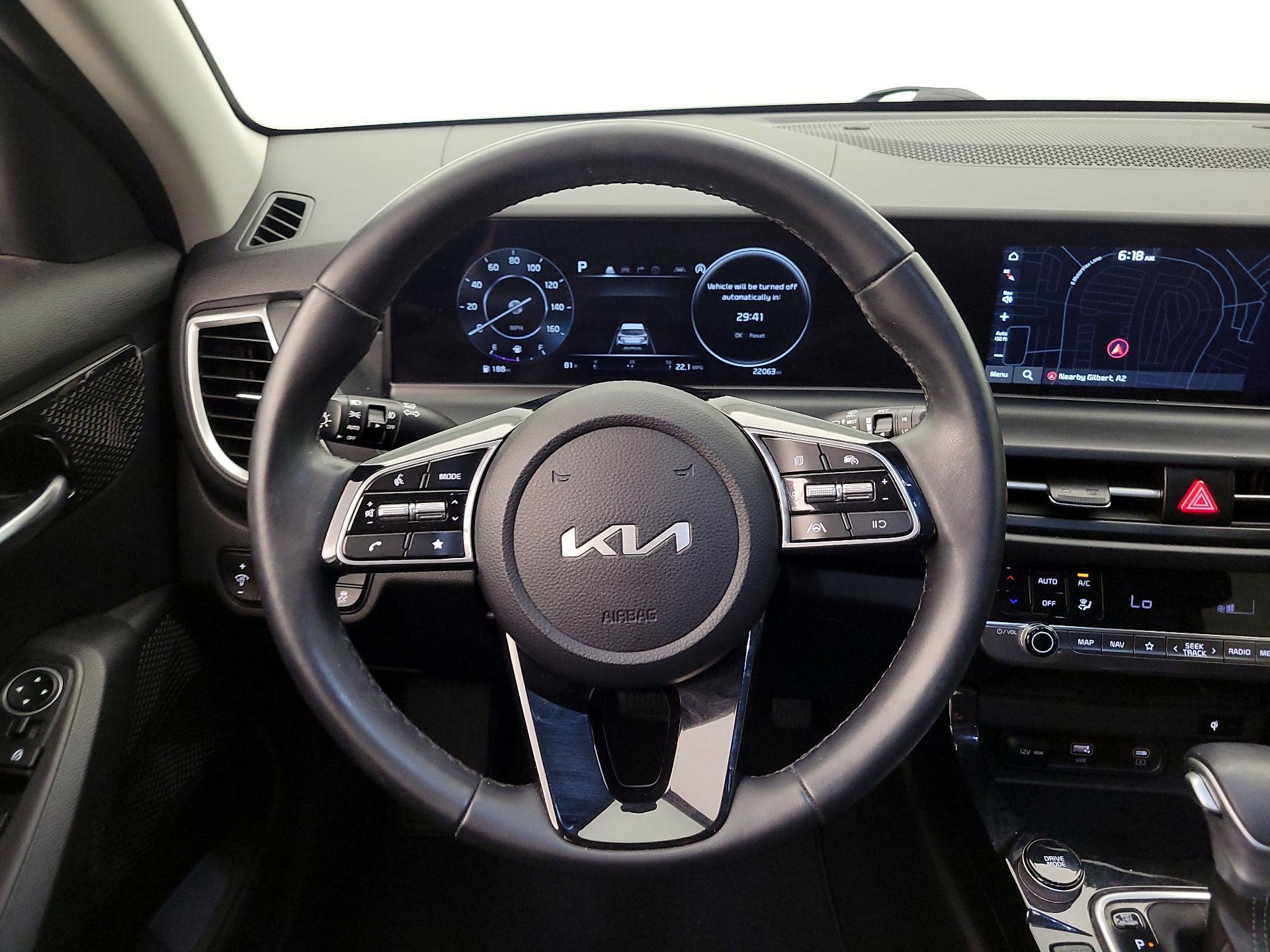 Thumbnail: 2024 Kia Seltos - 10