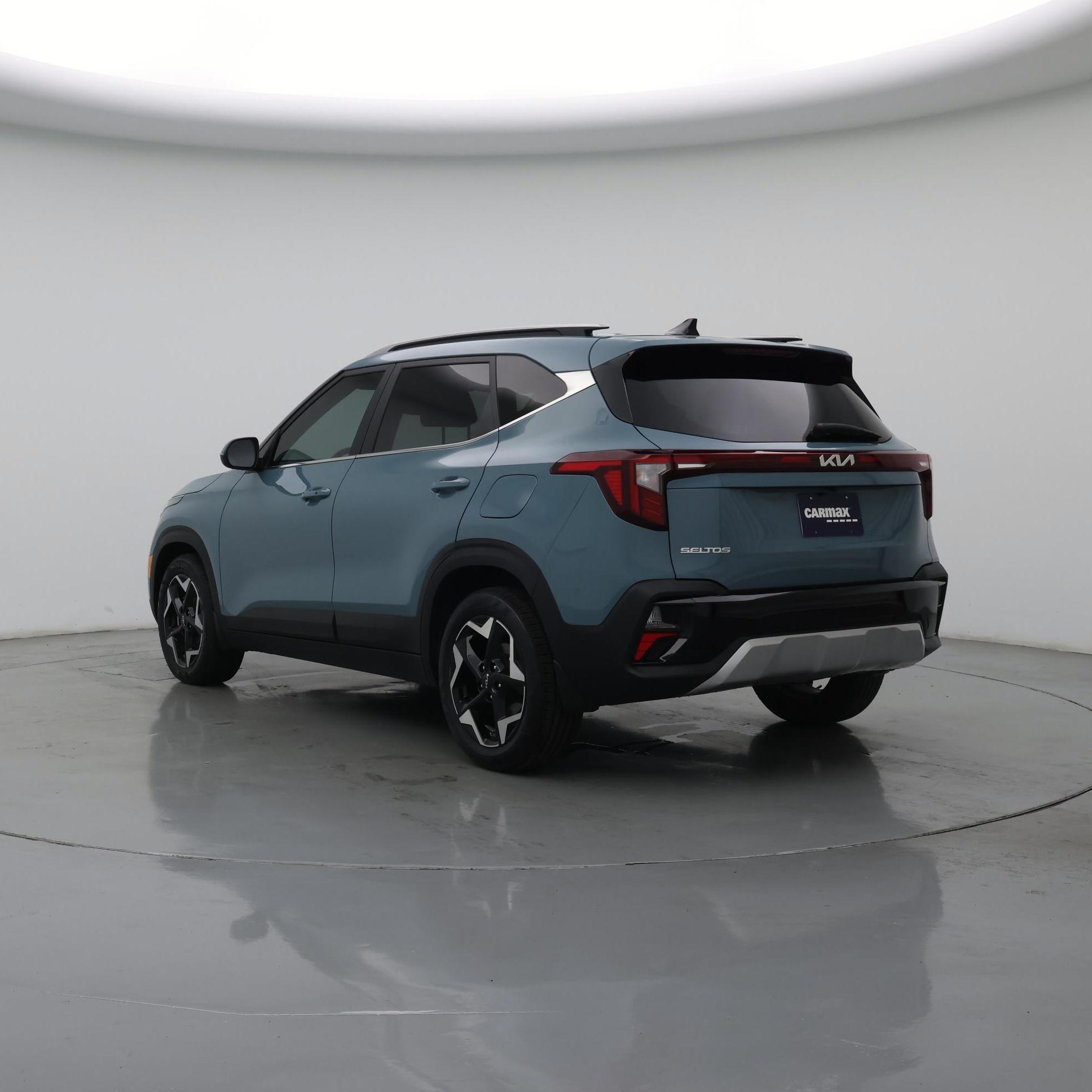Thumbnail: 2024 Kia Seltos - 2