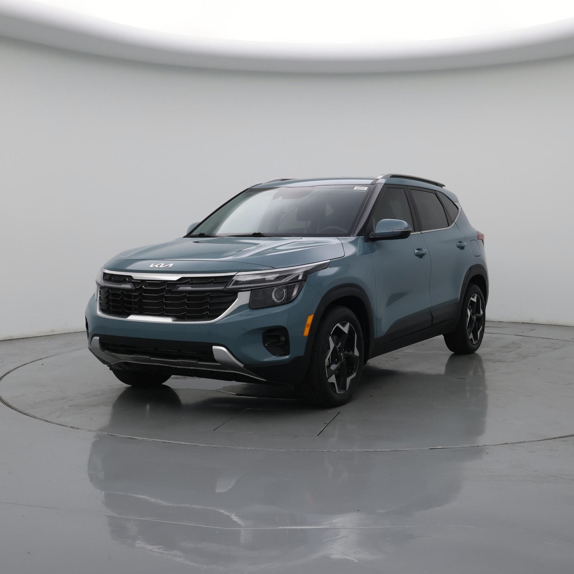 Thumbnail: 2024 Kia Seltos - 4