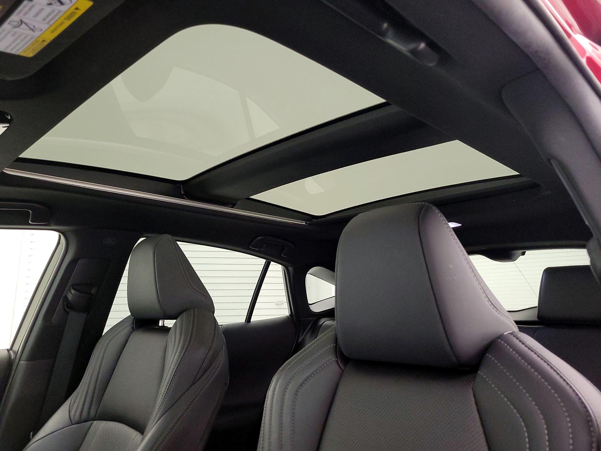 Thumbnail: 2021 Toyota Venza - 20