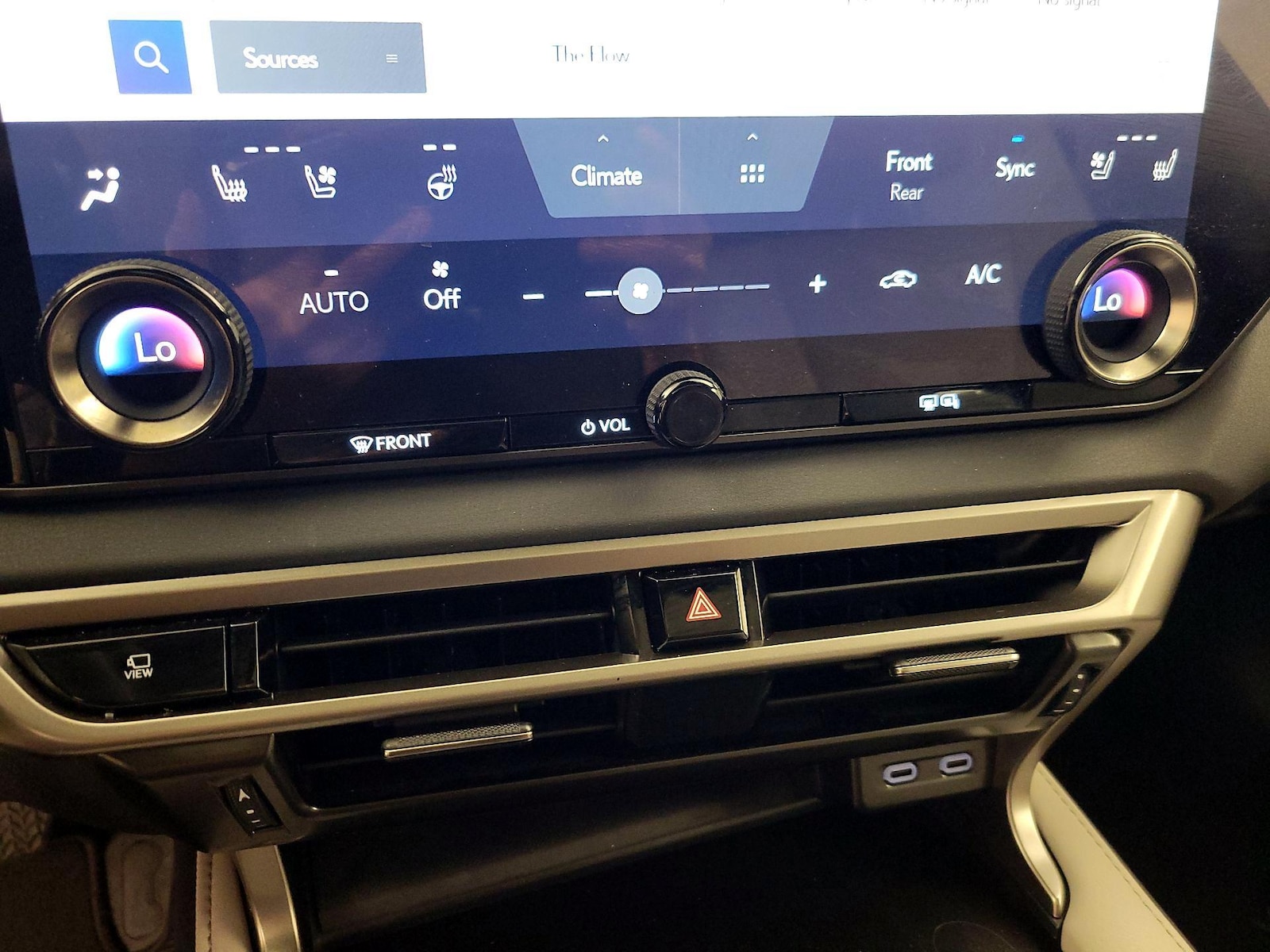 2023 Lexus RX 350 - Photo 17