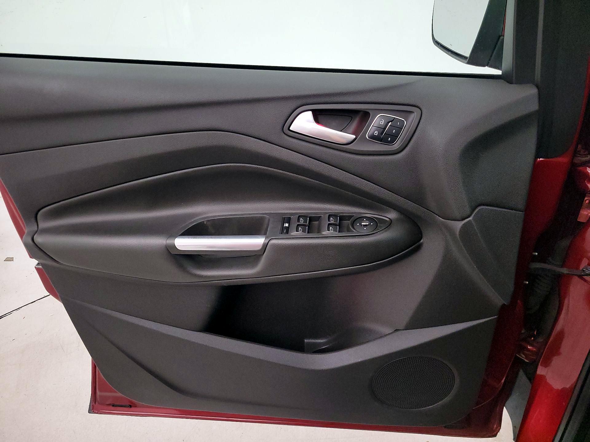 Thumbnail: 2014 Ford Escape - 12