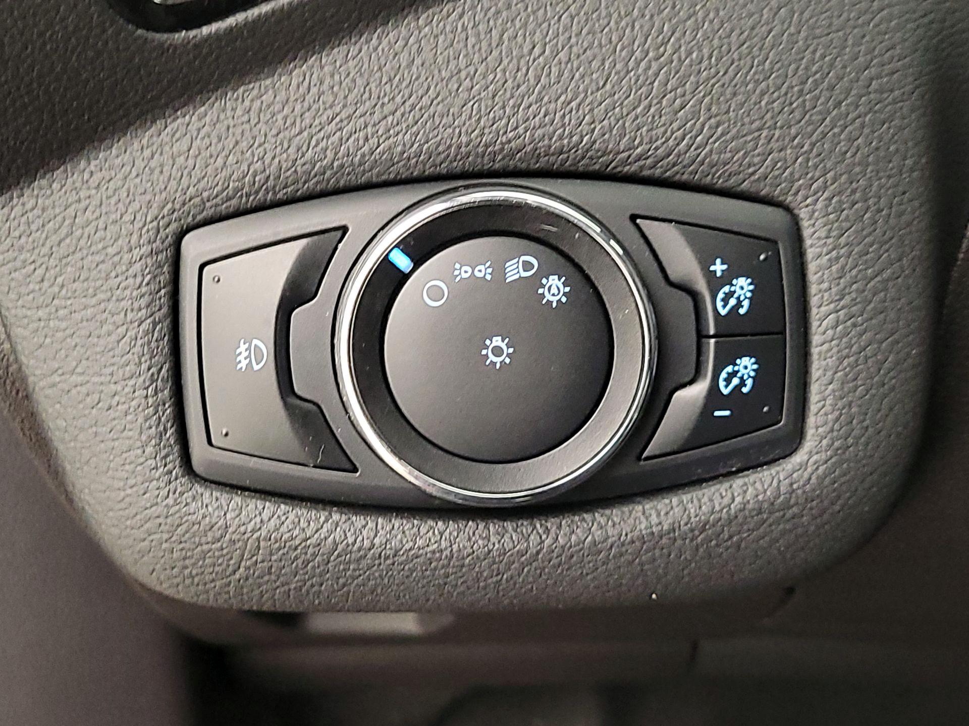 Thumbnail: 2014 Ford Escape - 13