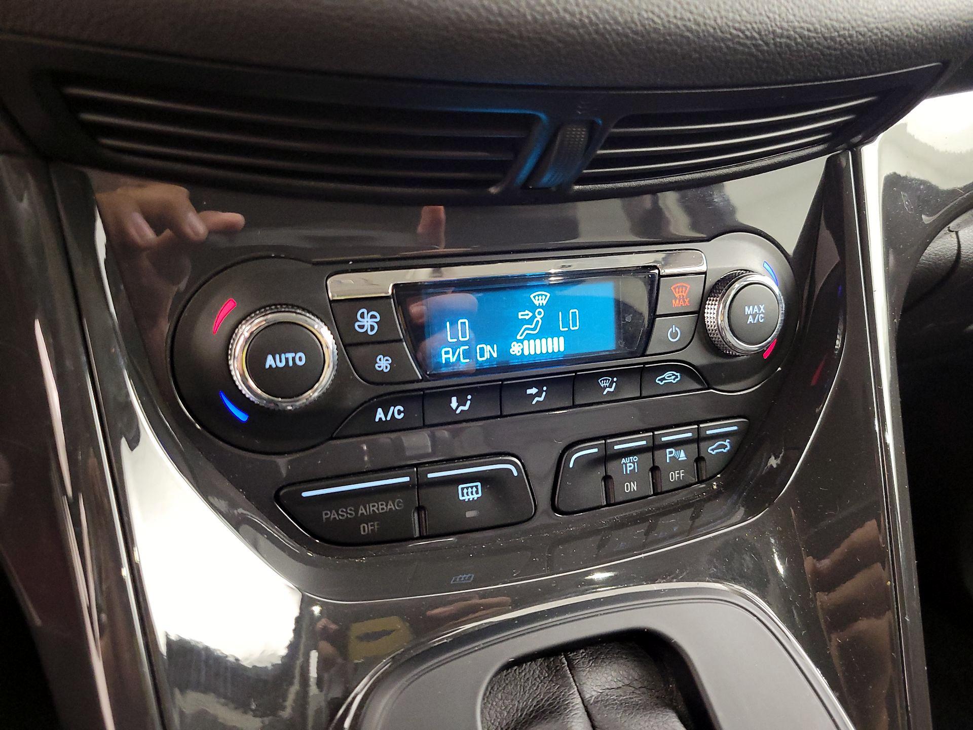Thumbnail: 2014 Ford Escape - 16