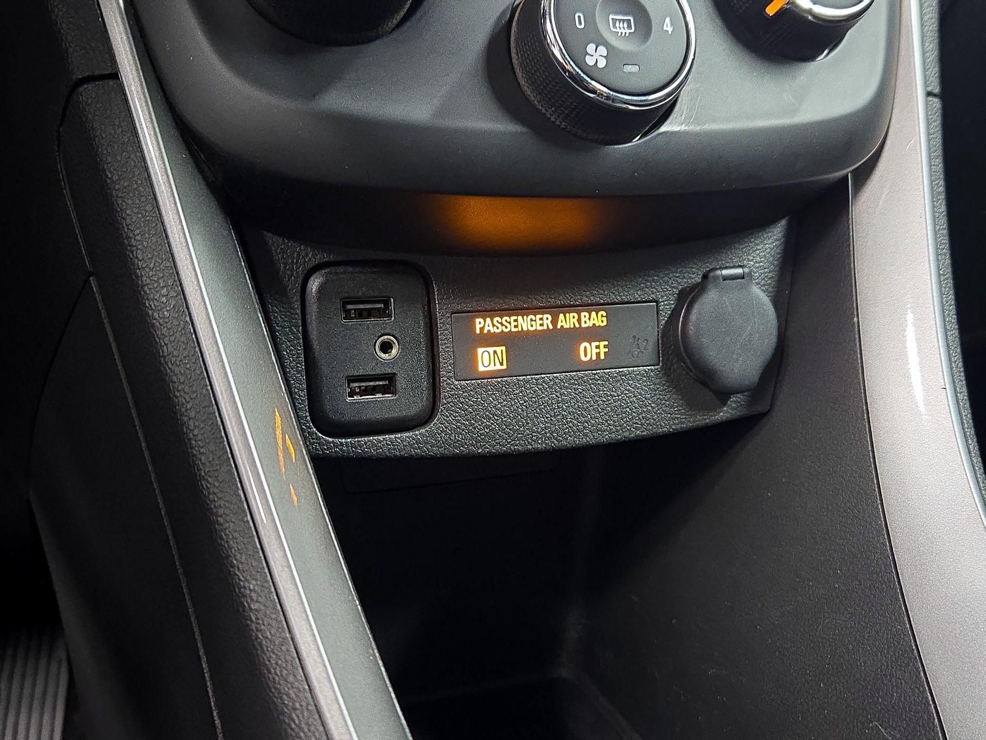 Thumbnail: 2022 Chevrolet Trax - 18