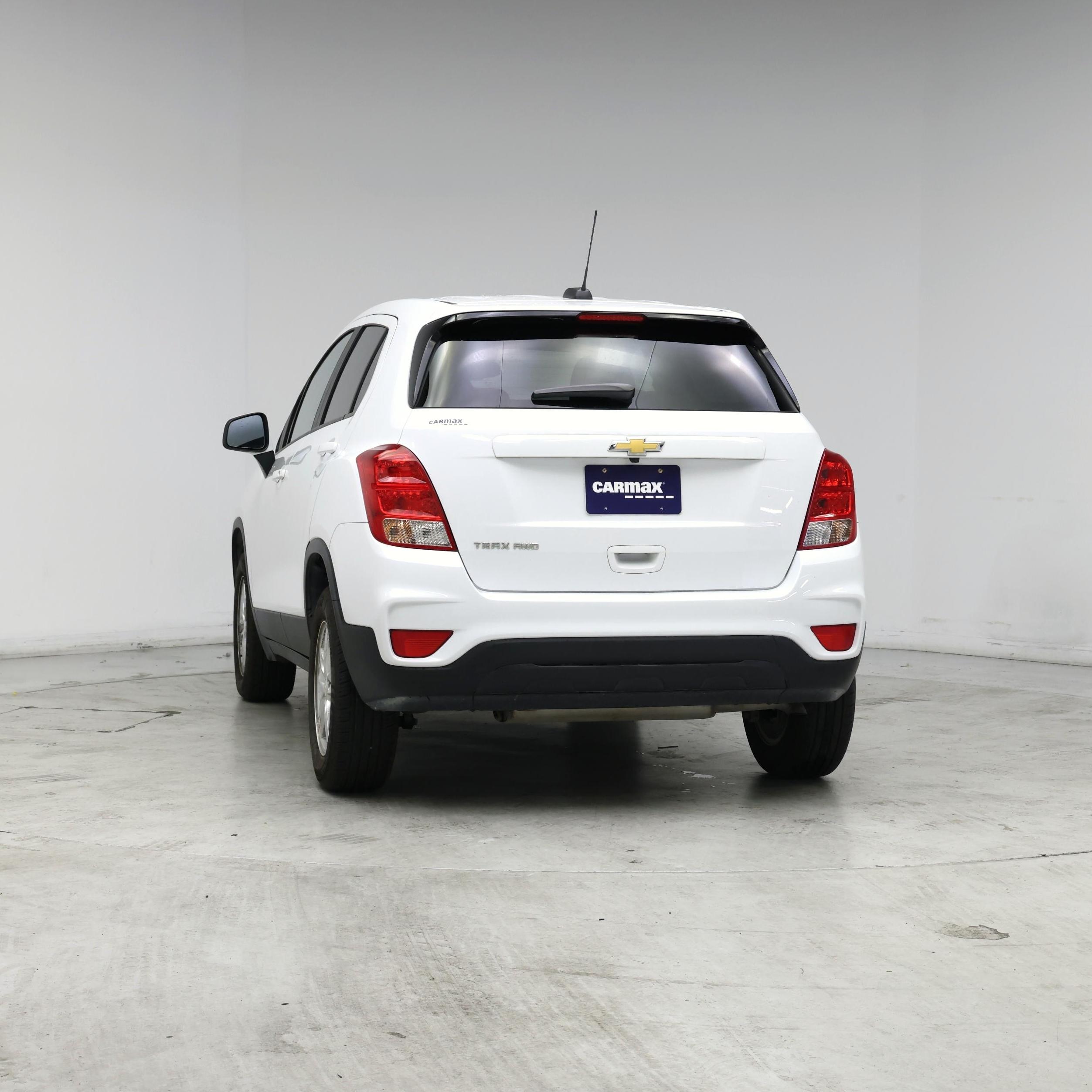 Thumbnail: 2022 Chevrolet Trax - 6