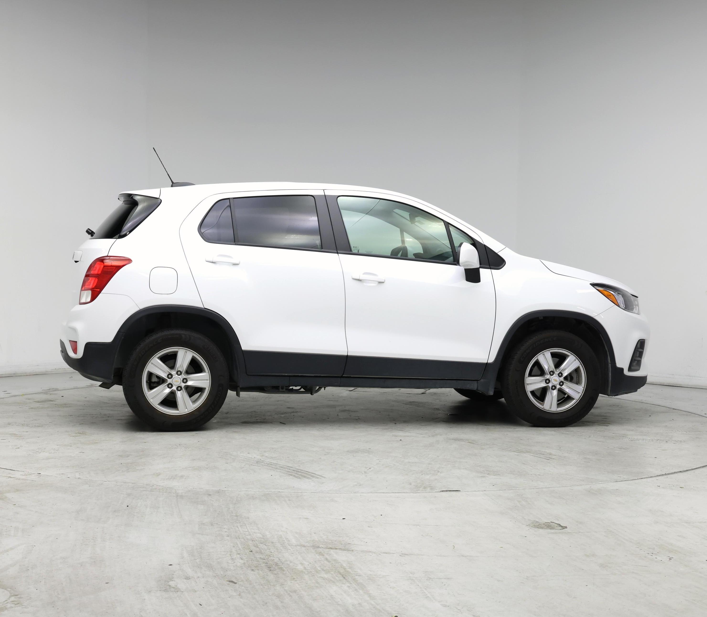 Thumbnail: 2022 Chevrolet Trax - 7