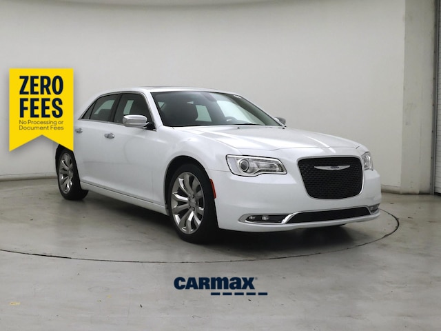 White 2019 Chrysler 300 Sedan Rear-Wheel Drive Automatic