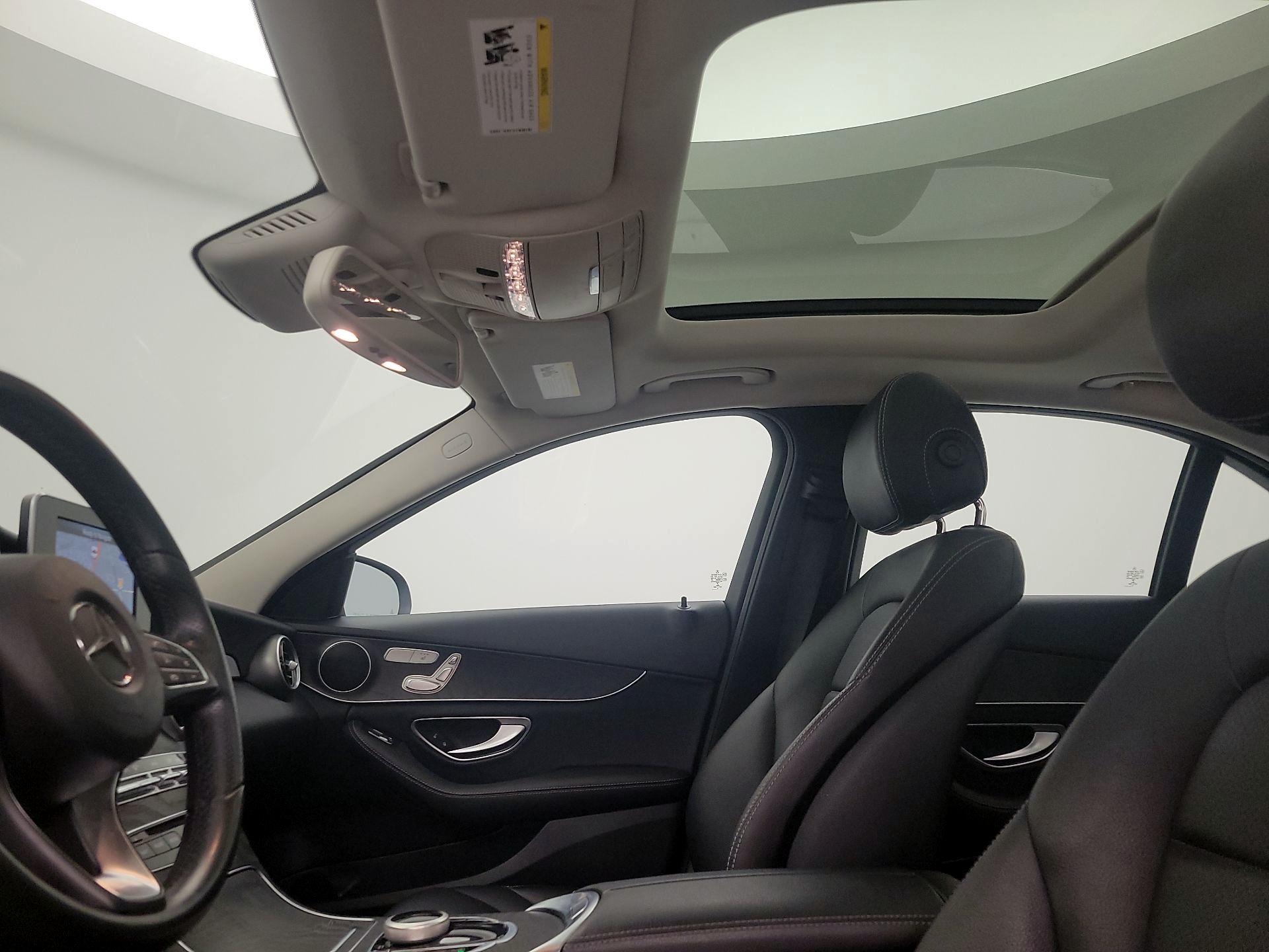 Thumbnail: 2017 Mercedes-Benz C-Class - 20