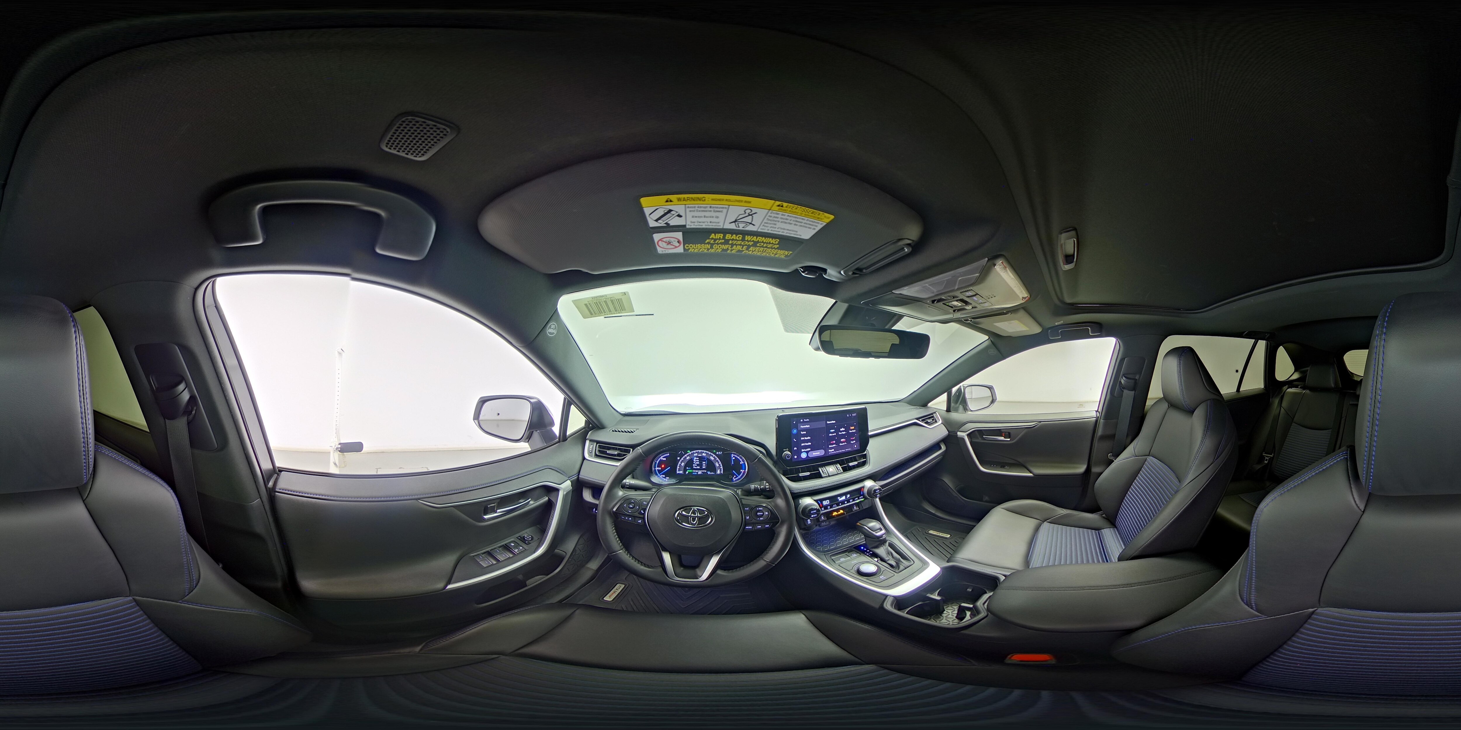 2025 Toyota RAV4 XSE - Photo 28