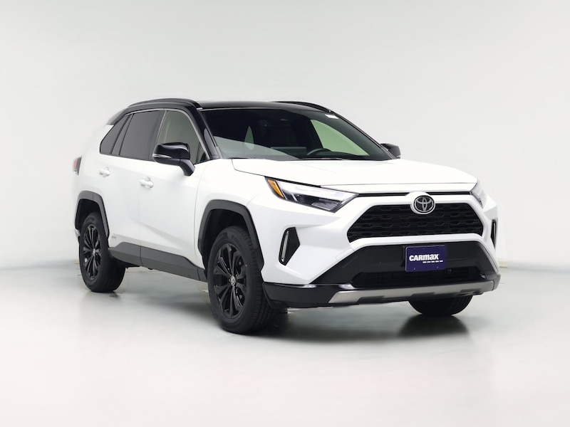 2025 Toyota RAV4 XSE