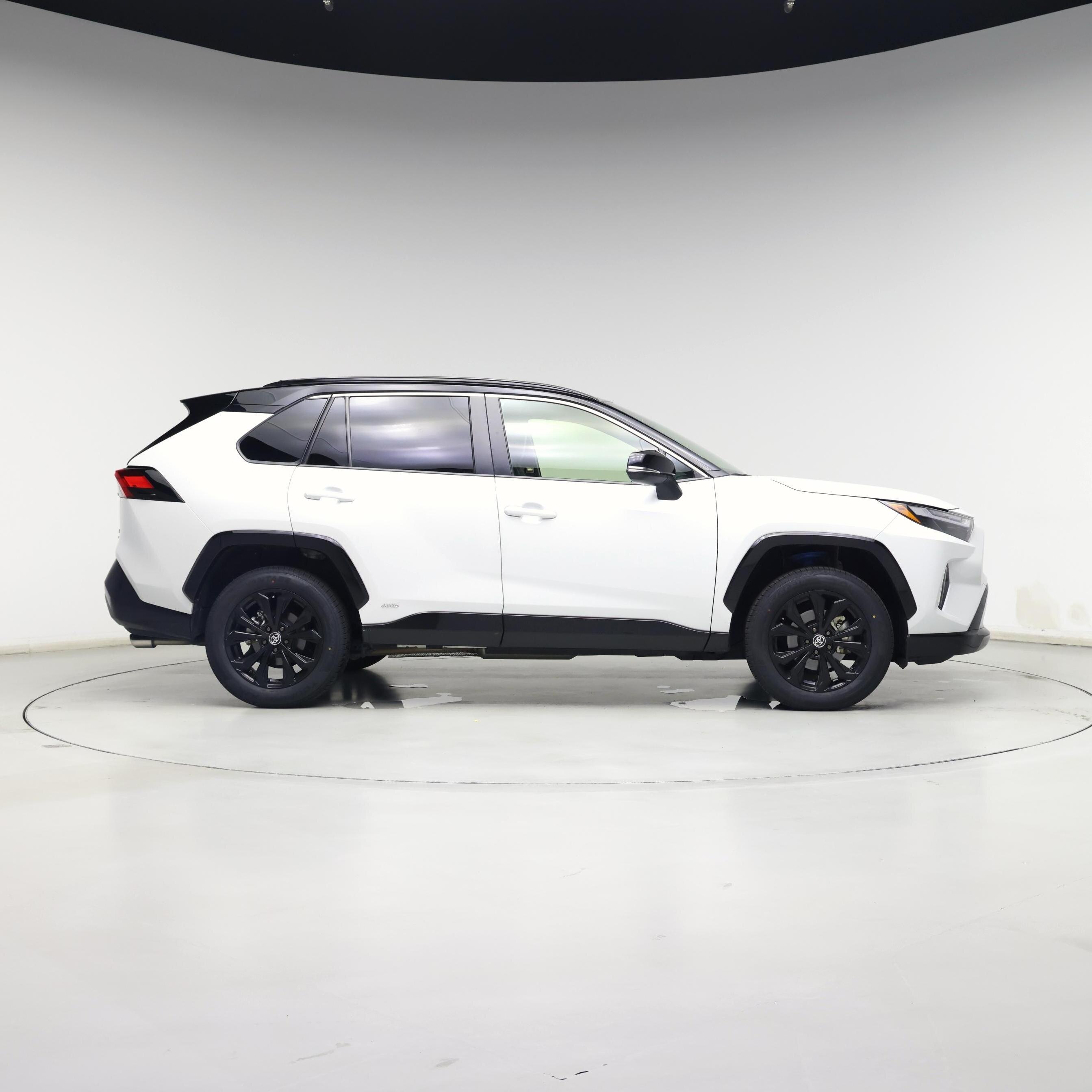 Thumbnail: 2025 Toyota RAV4 - 7