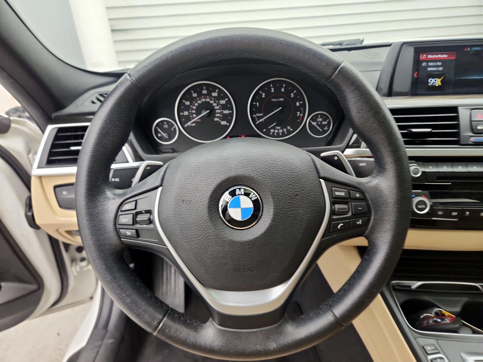 Thumbnail: 2018 BMW 3 Series - 10