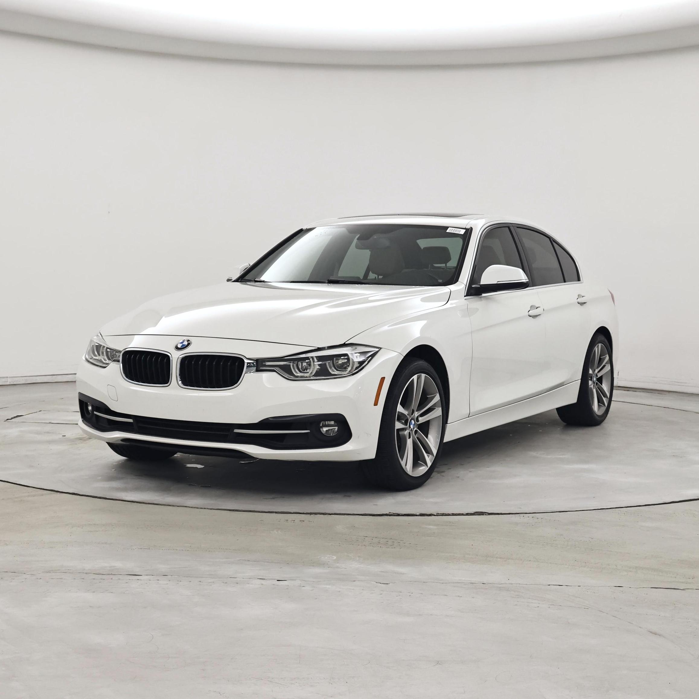 Thumbnail: 2018 BMW 3 Series - 4