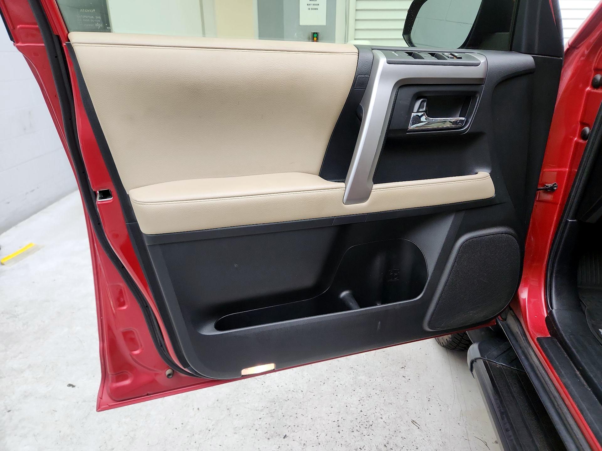 Thumbnail: 2020 Toyota 4Runner - 12