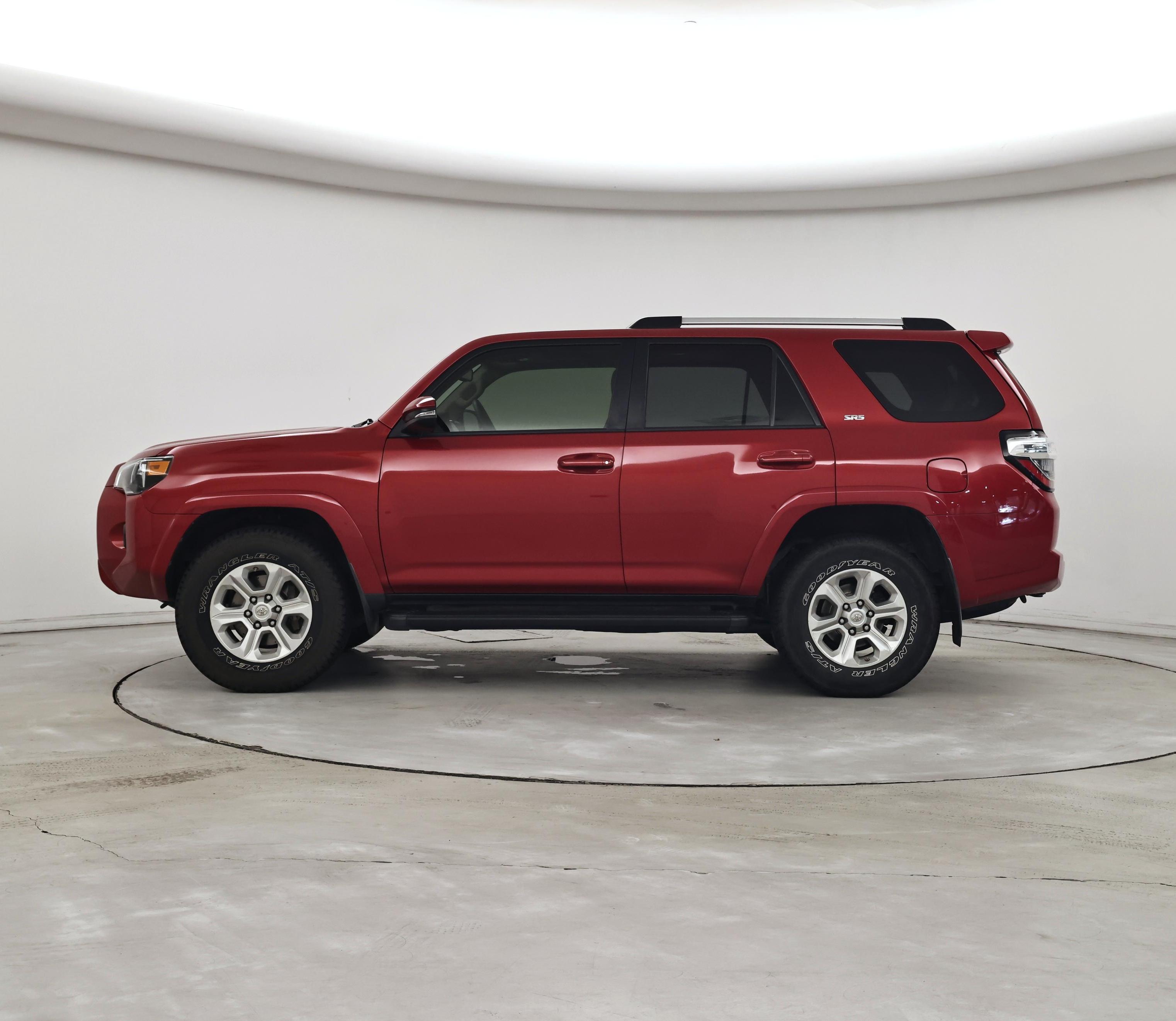 Thumbnail: 2020 Toyota 4Runner - 3