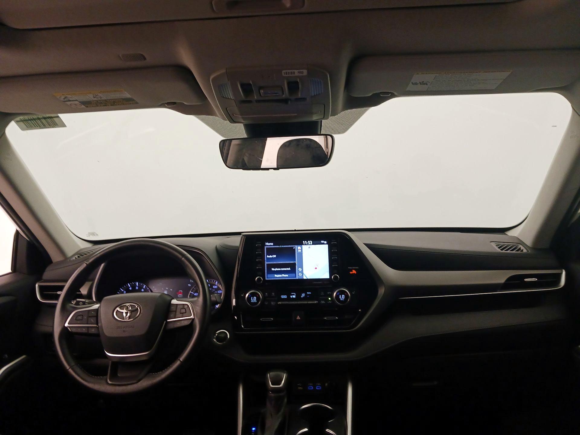 Thumbnail: 2022 Toyota Highlander - 9