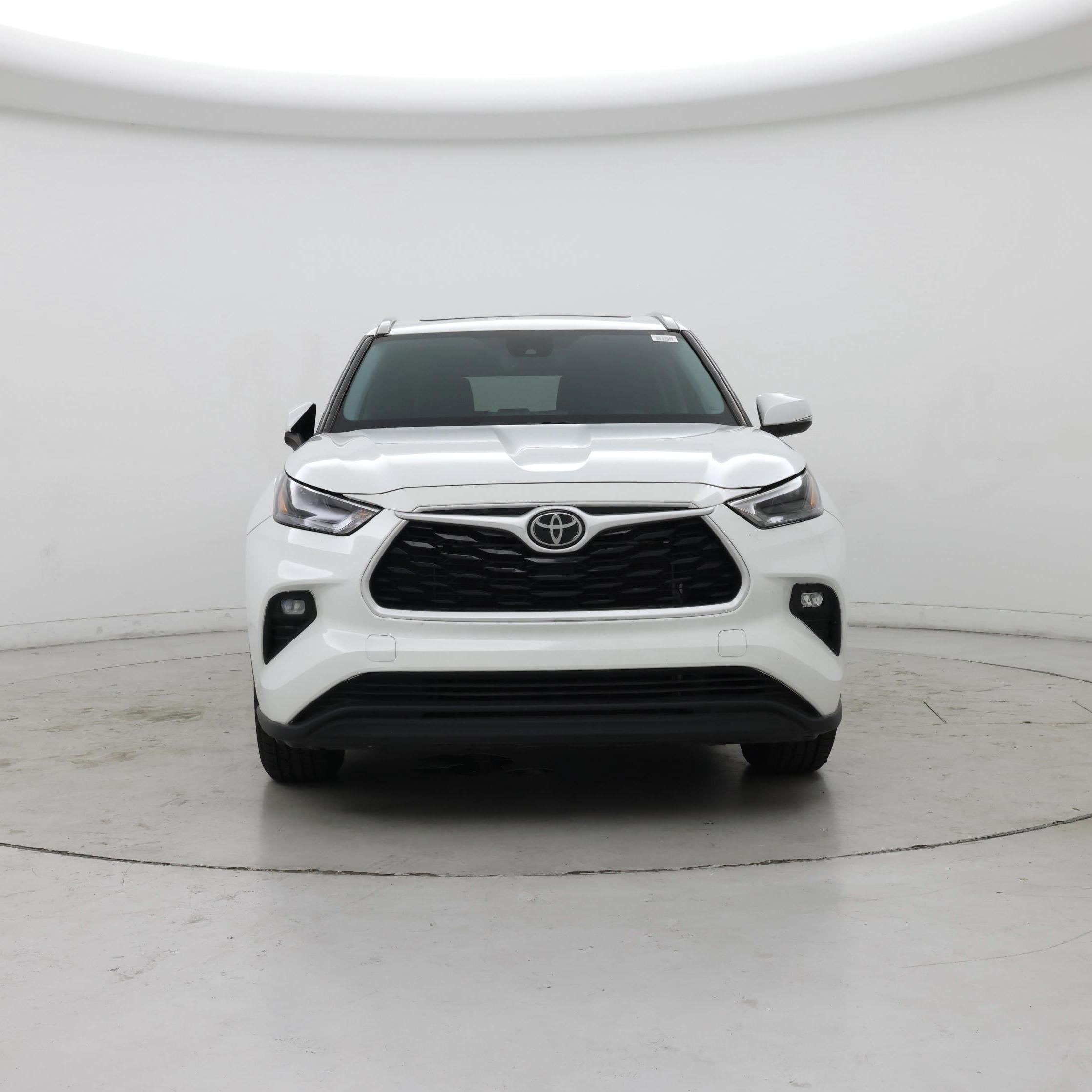 Thumbnail: 2022 Toyota Highlander - 5