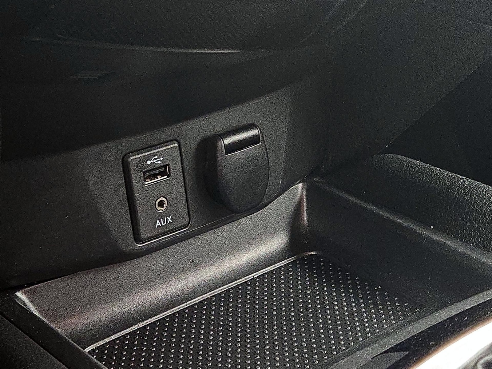 2018 Nissan Rogue Sport SV - Photo 19