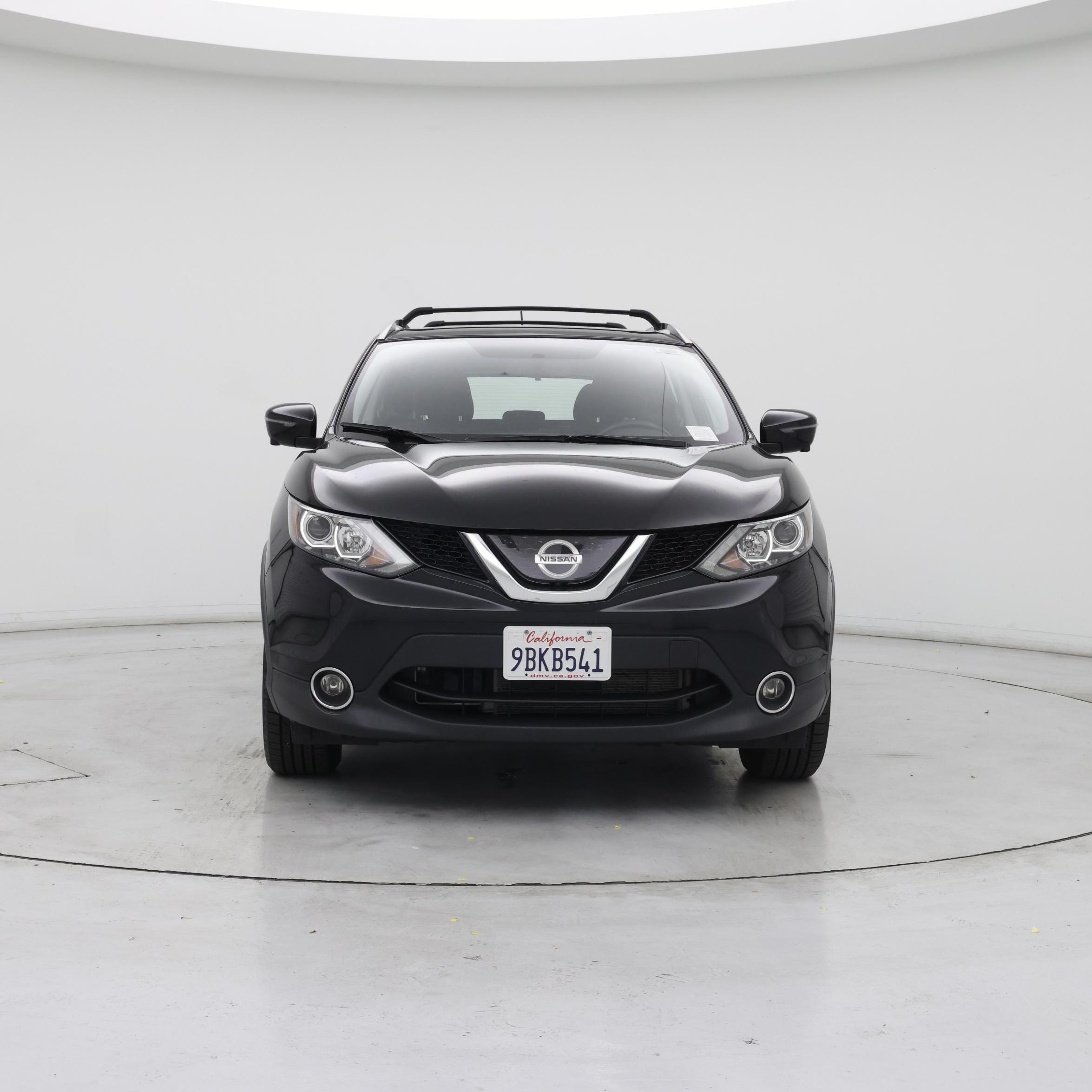 Thumbnail: 2018 Nissan Rogue Sport - 5
