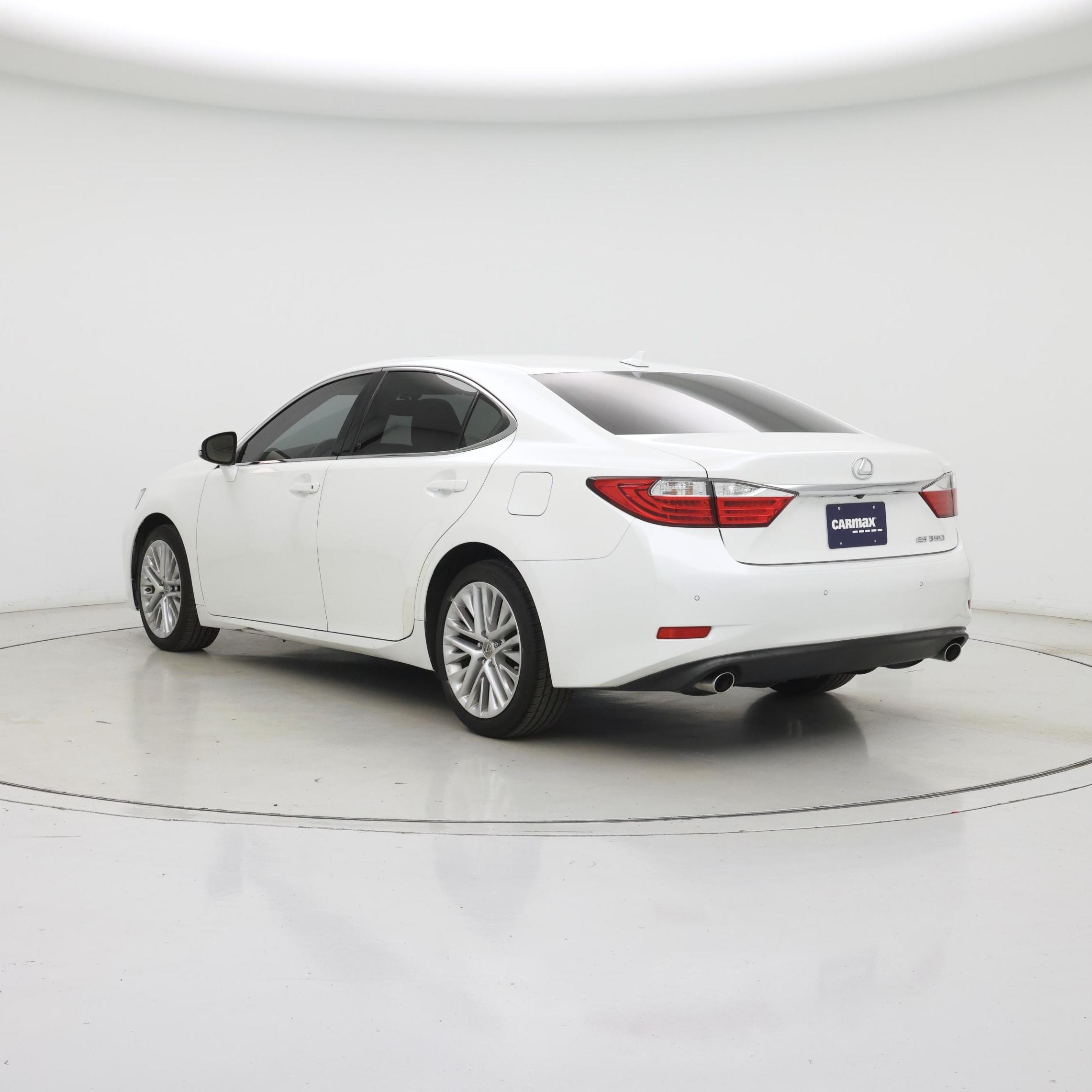 Thumbnail: 2014 Lexus ES - 2