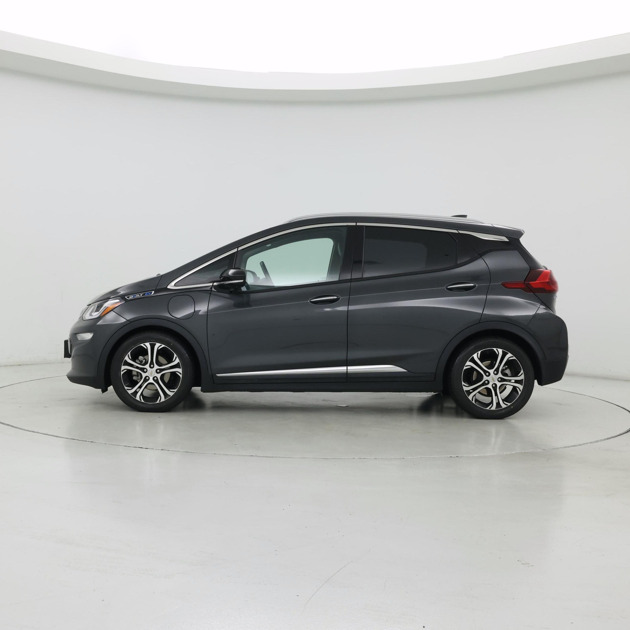 Thumbnail: 2021 Chevrolet Bolt EV - 3