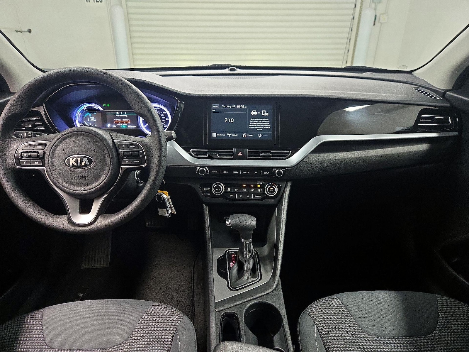2020 Kia Niro LX - Photo 10