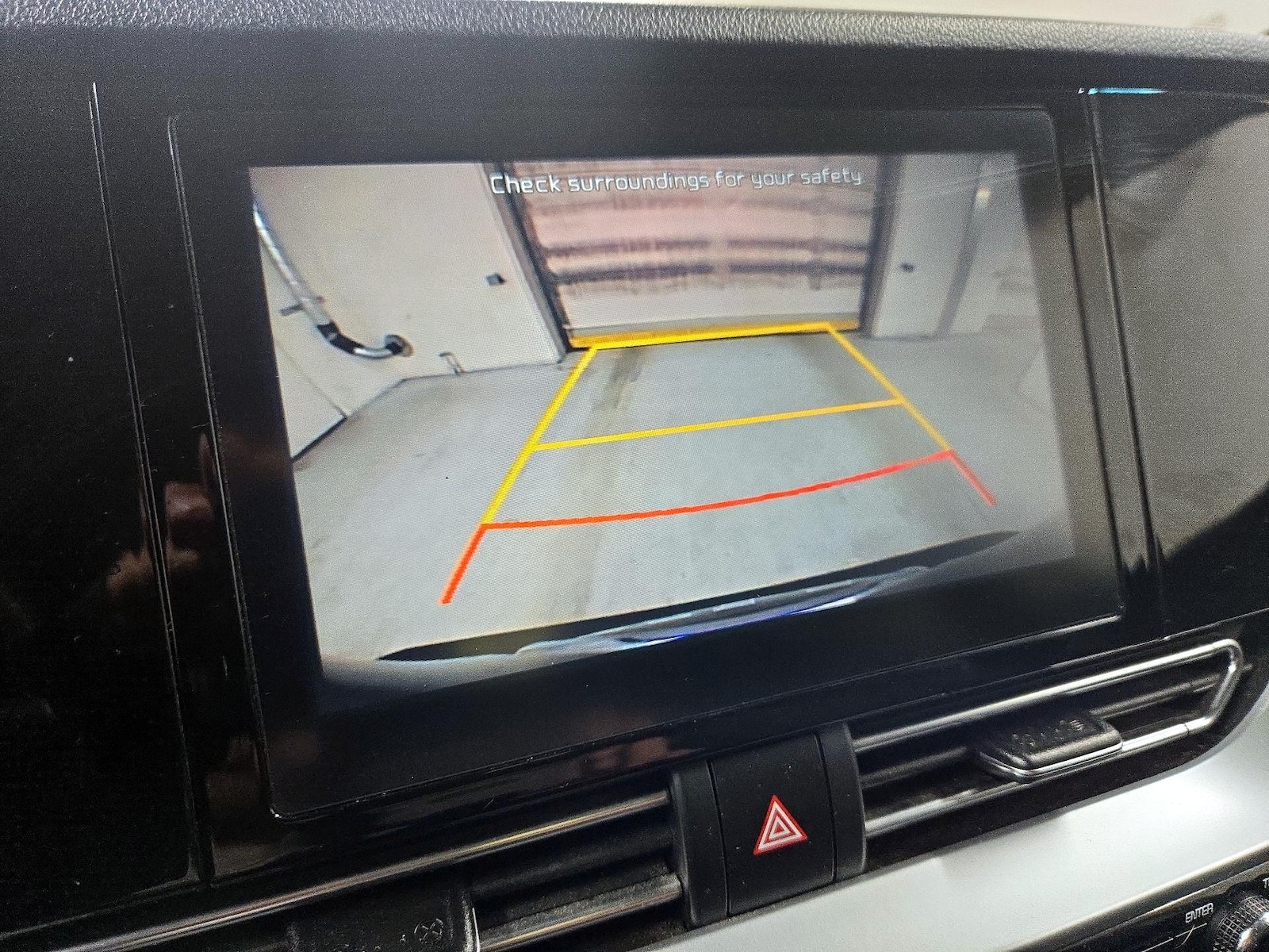 2020 Kia Niro LX - Photo 15