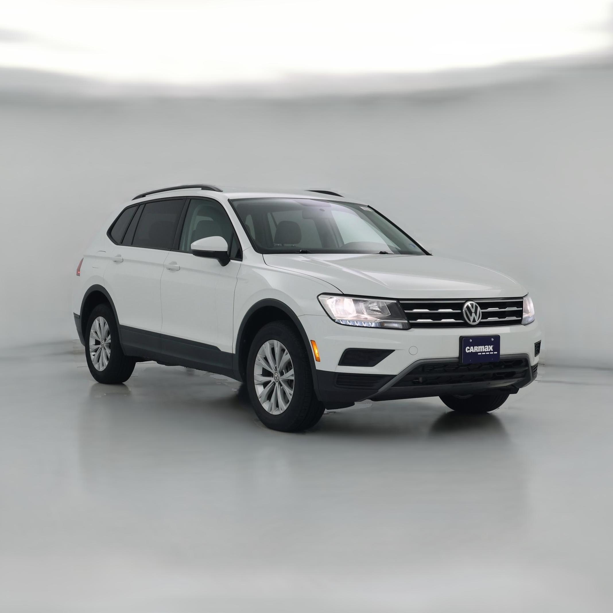 Thumbnail: 2020 Volkswagen Tiguan - 1