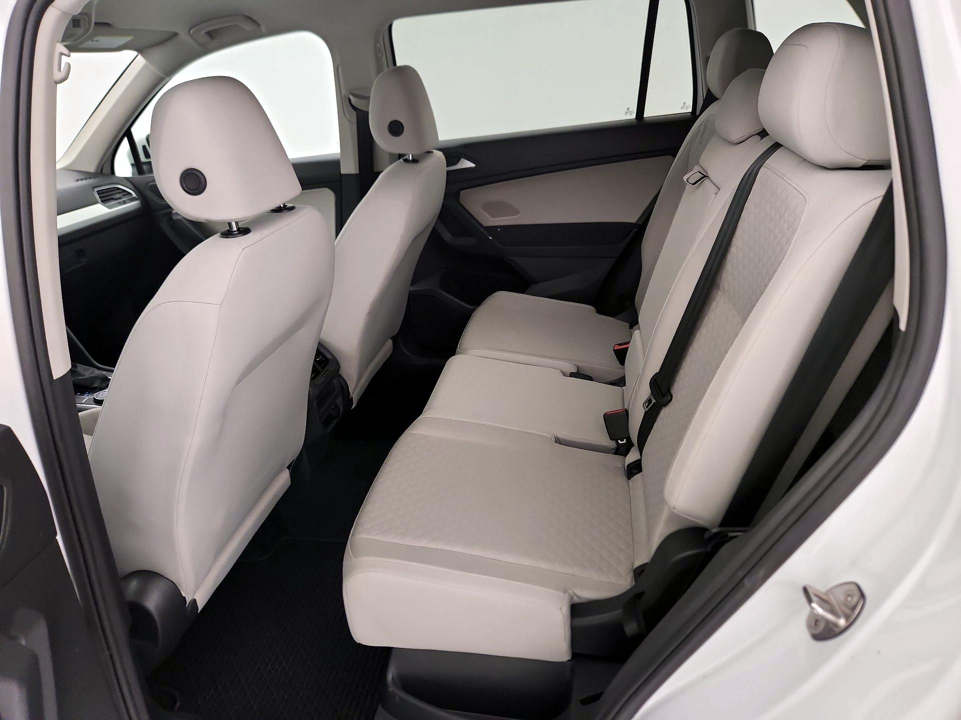 Thumbnail: 2020 Volkswagen Tiguan - 19