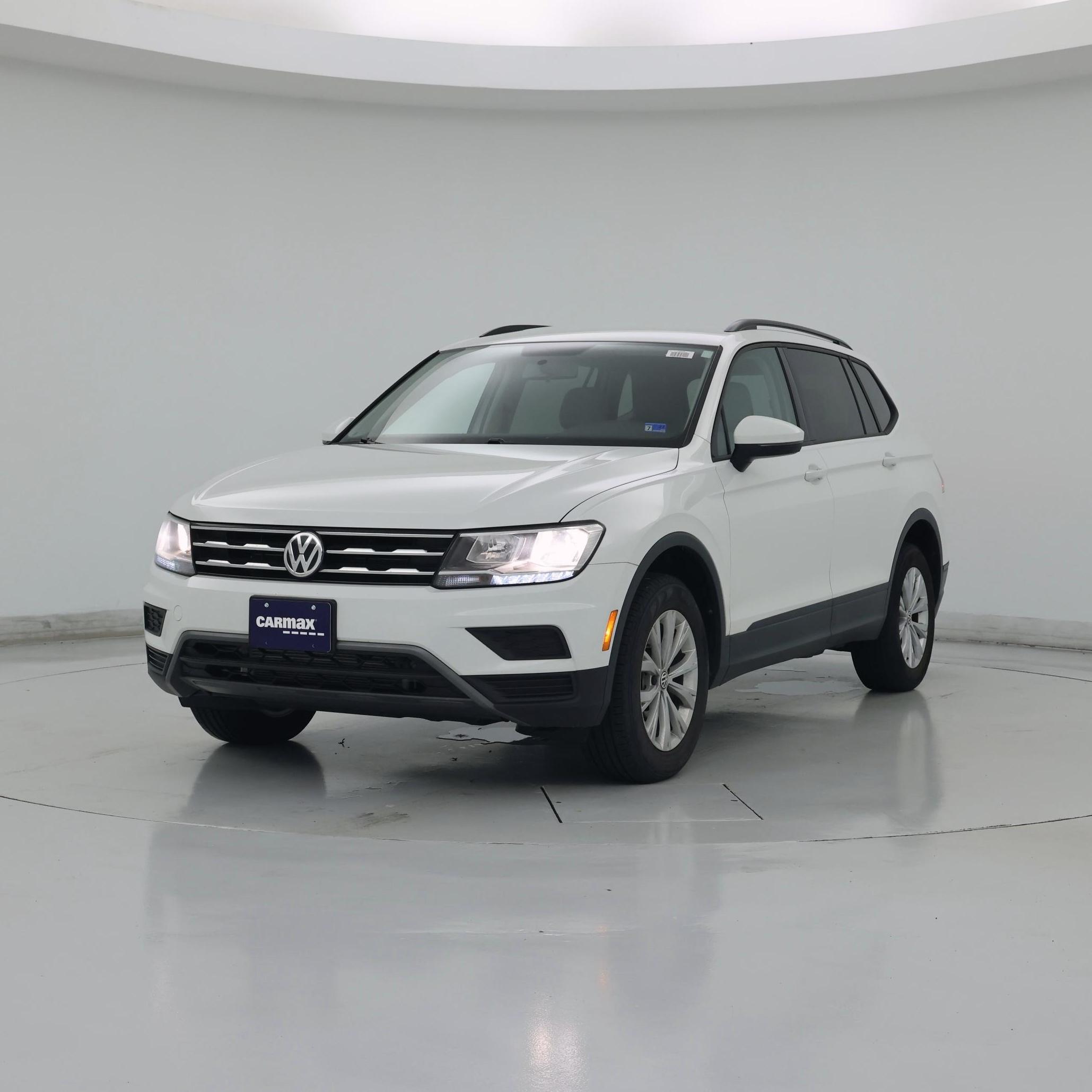 Thumbnail: 2020 Volkswagen Tiguan - 4