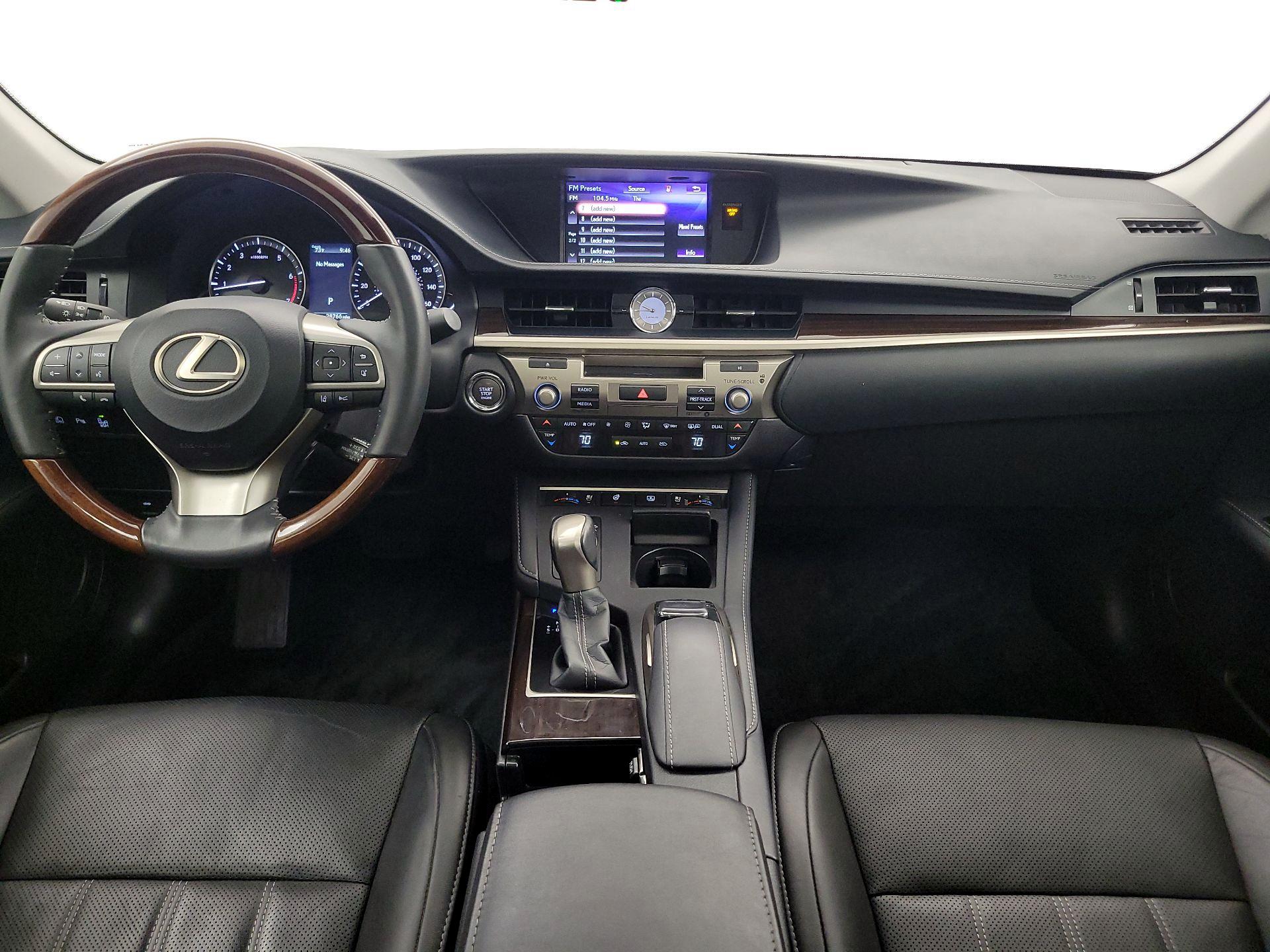 Thumbnail: 2017 Lexus ES - 9