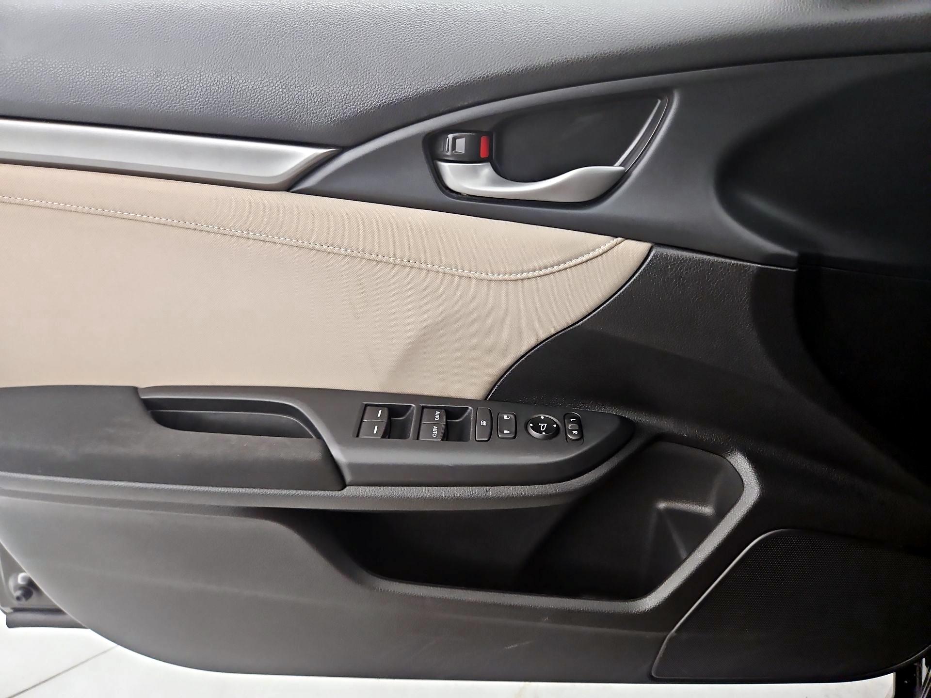 Thumbnail: 2018 Honda Civic - 12