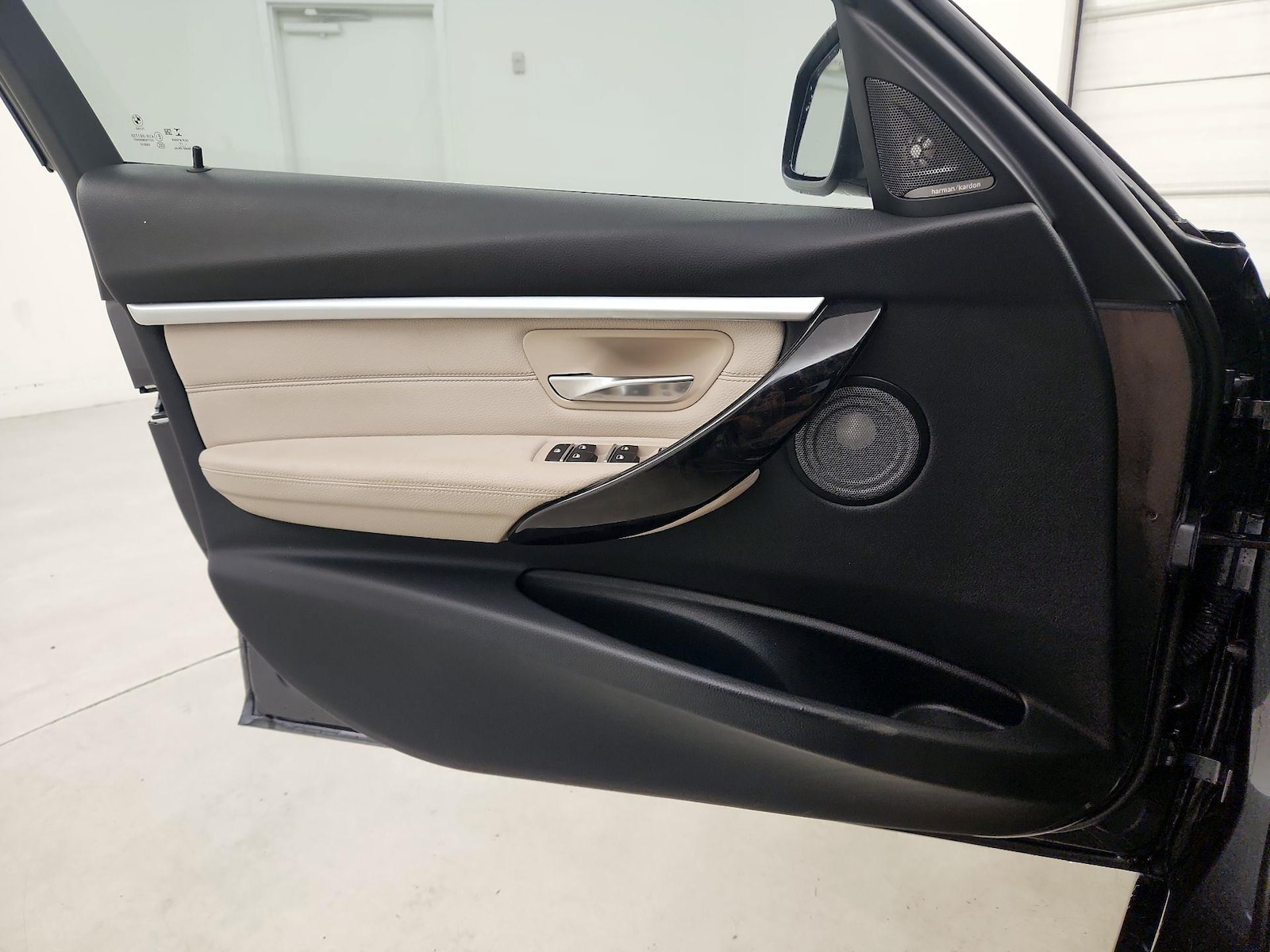 2018 BMW 3 Series 330i - Photo 13